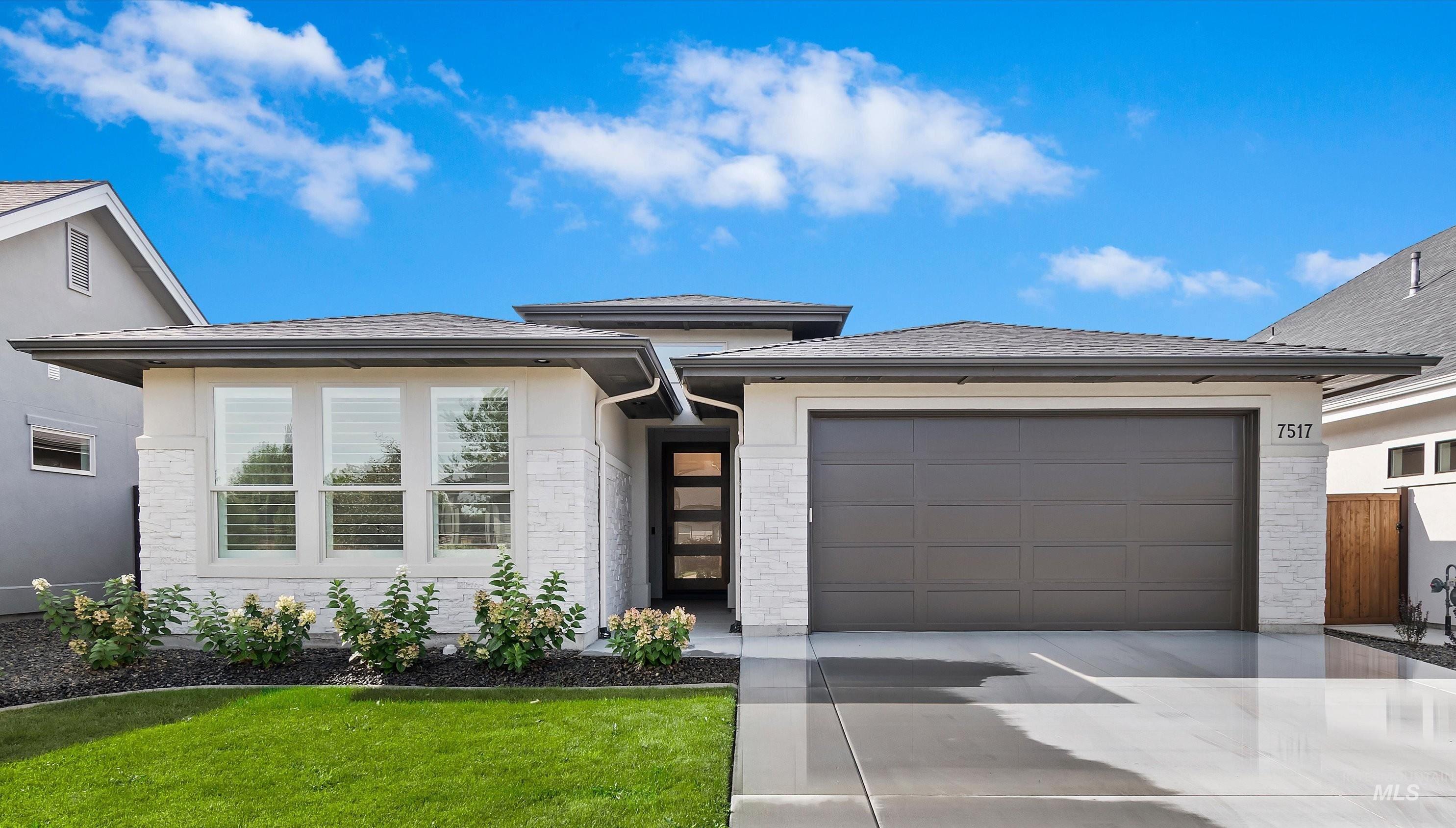 7517 W Deerfawn Ln, Eagle, Idaho 83616, 3 Bedrooms, 2 Bathrooms, Residential For Sale, Price $777,000,MLS 99002639