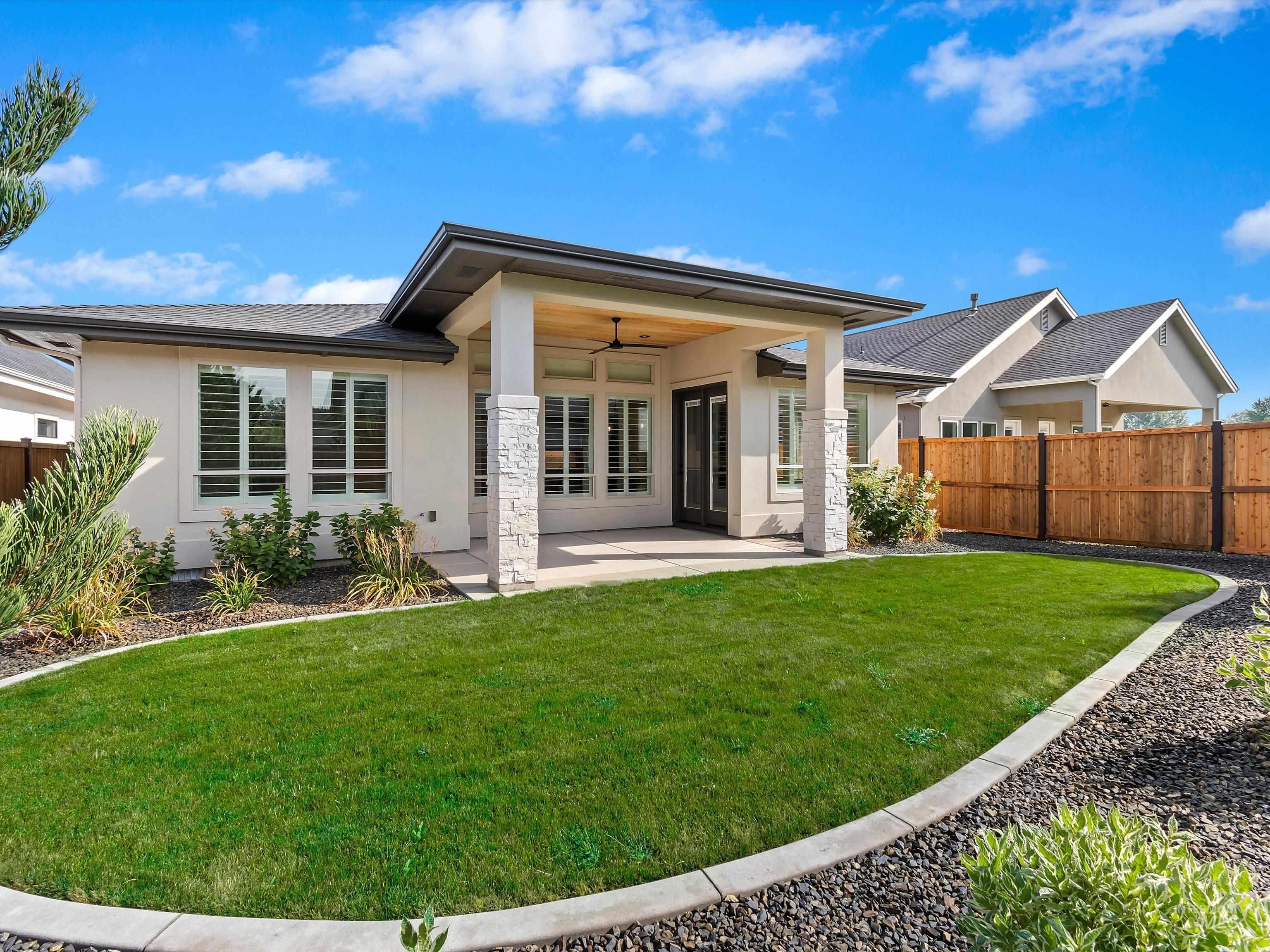 7517 W Deerfawn Ln, Eagle, Idaho 83616, 3 Bedrooms, 2 Bathrooms, Residential For Sale, Price $777,000,MLS 99002639