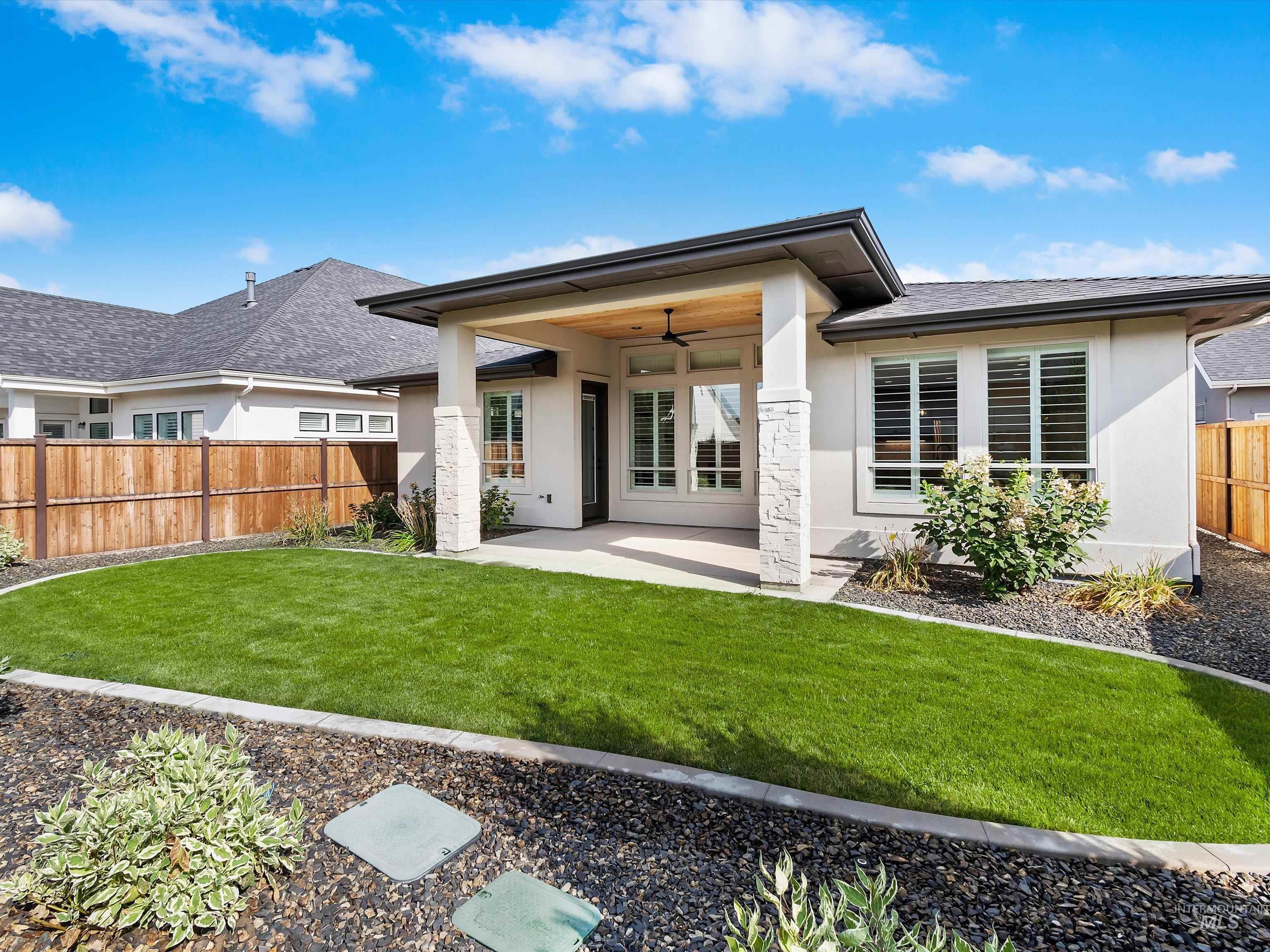 7517 W Deerfawn Ln, Eagle, Idaho 83616, 3 Bedrooms, 2 Bathrooms, Residential For Sale, Price $777,000,MLS 99002639