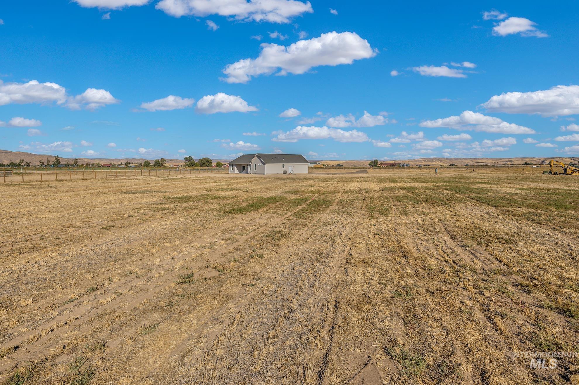 1371 Hansen Road, Weiser, Idaho 83672, 3 Bedrooms, 2.5 Bathrooms, Residential For Sale, Price $579,999,MLS 99002642