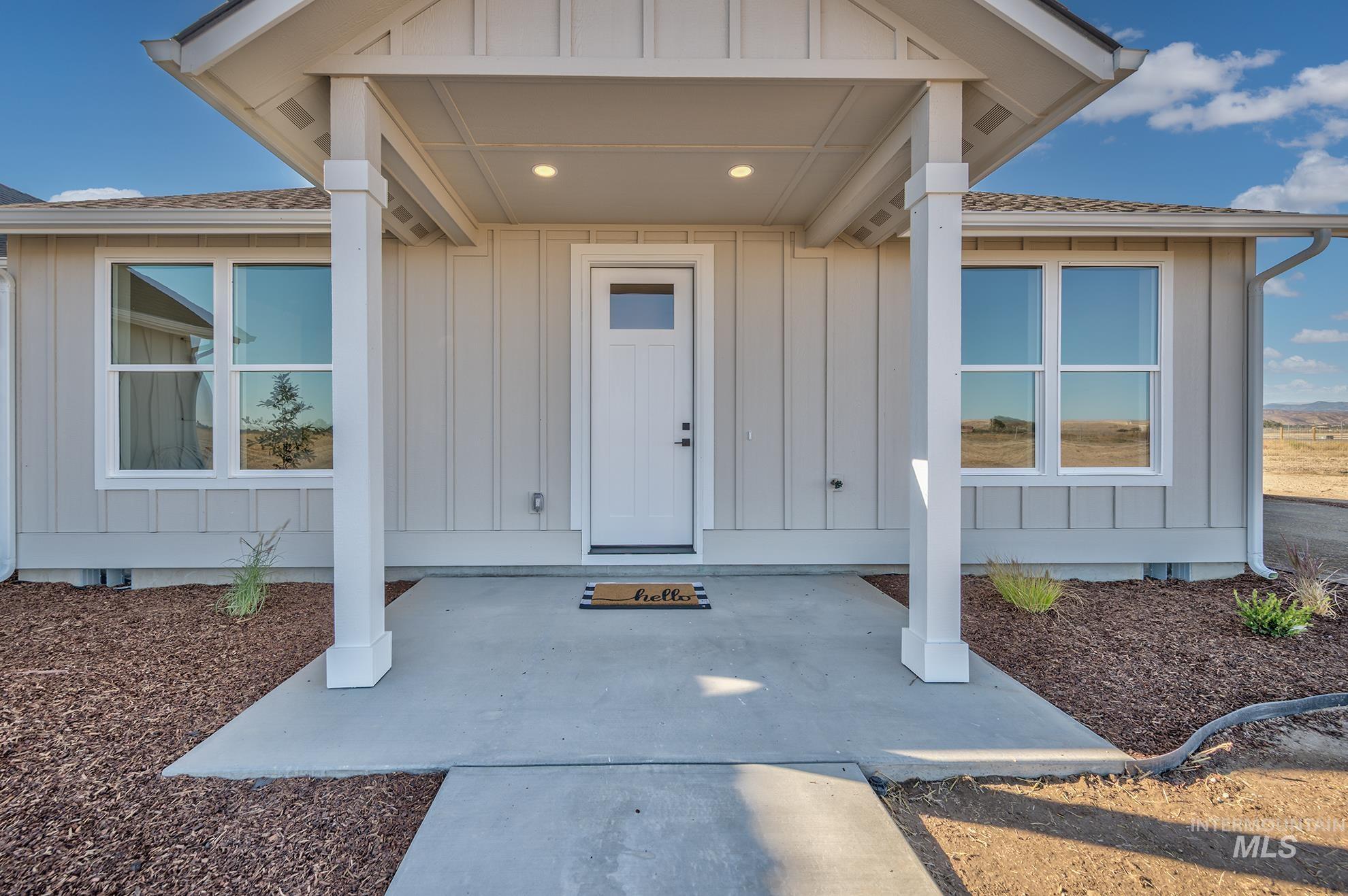 1371 Hansen Road, Weiser, Idaho 83672, 3 Bedrooms, 2.5 Bathrooms, Residential For Sale, Price $579,999,MLS 99002642