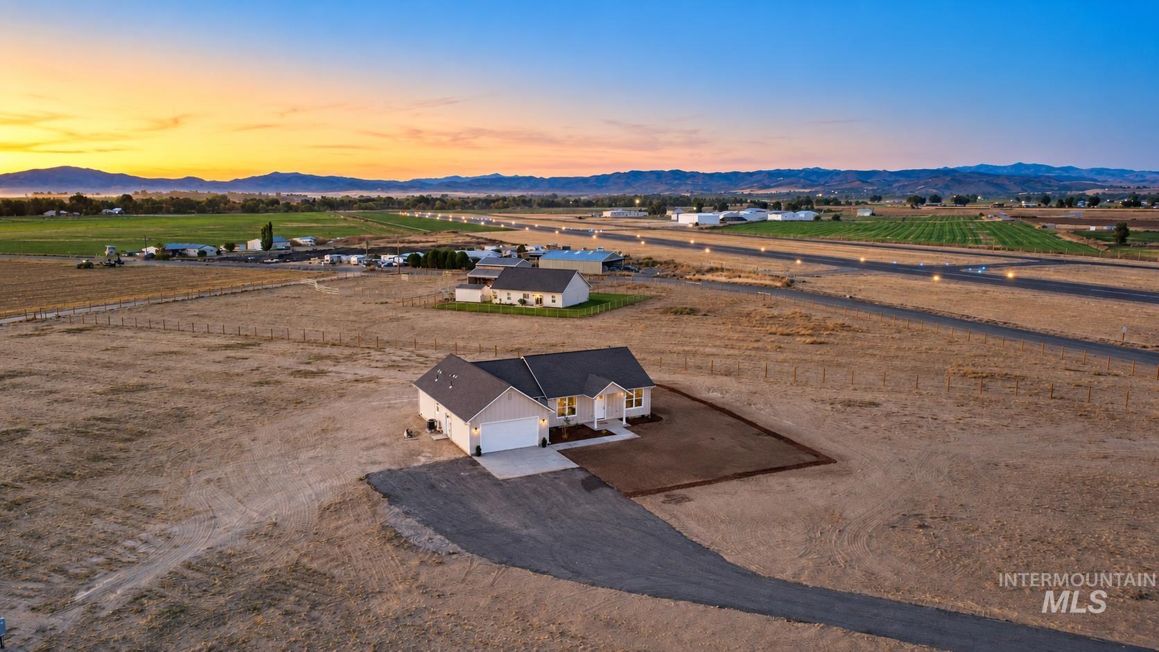 1371 Hansen Road, Weiser, Idaho 83672, 3 Bedrooms, 2.5 Bathrooms, Residential For Sale, Price $579,999,MLS 99002642