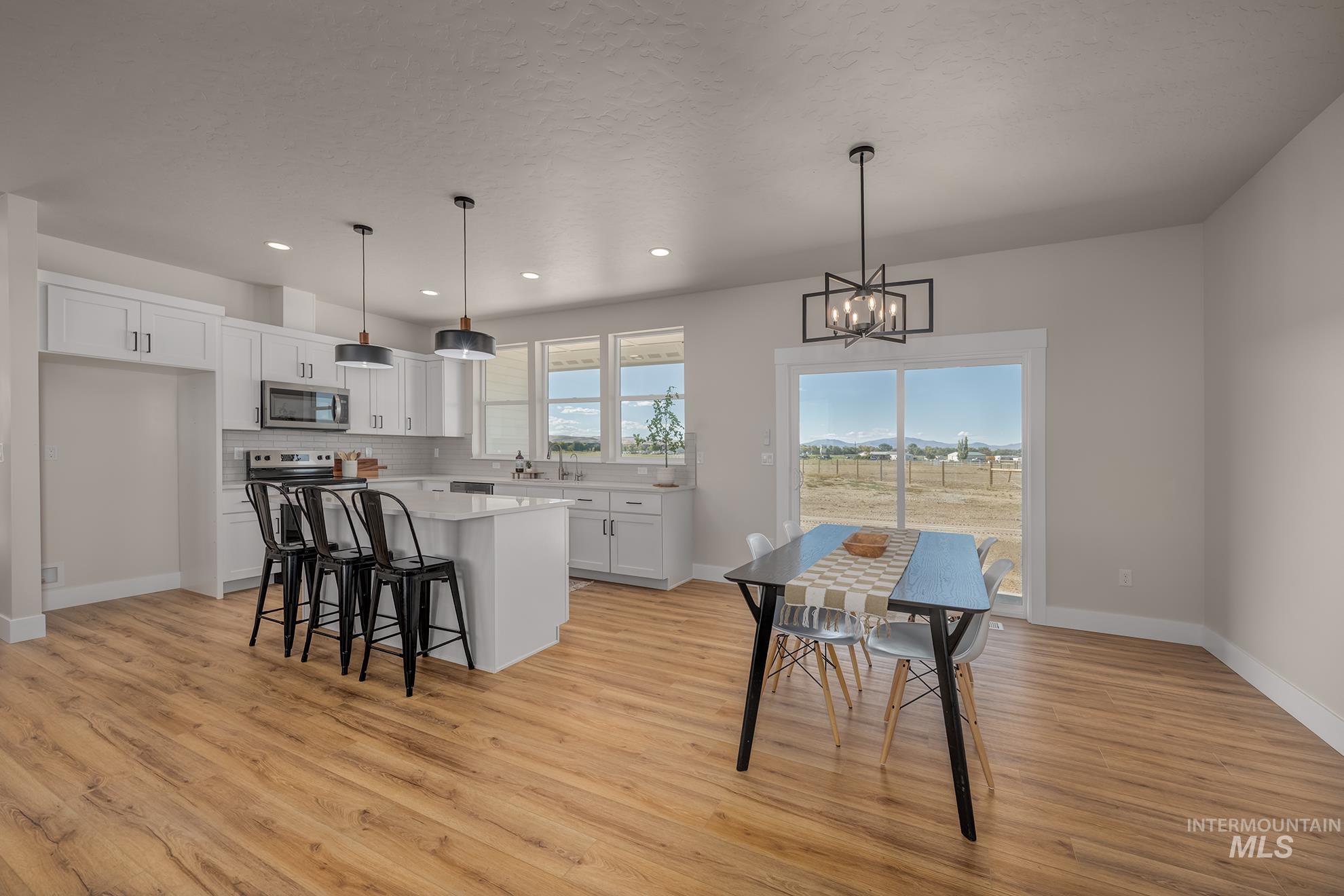 1371 Hansen Road, Weiser, Idaho 83672, 3 Bedrooms, 2.5 Bathrooms, Residential For Sale, Price $579,999,MLS 99002642