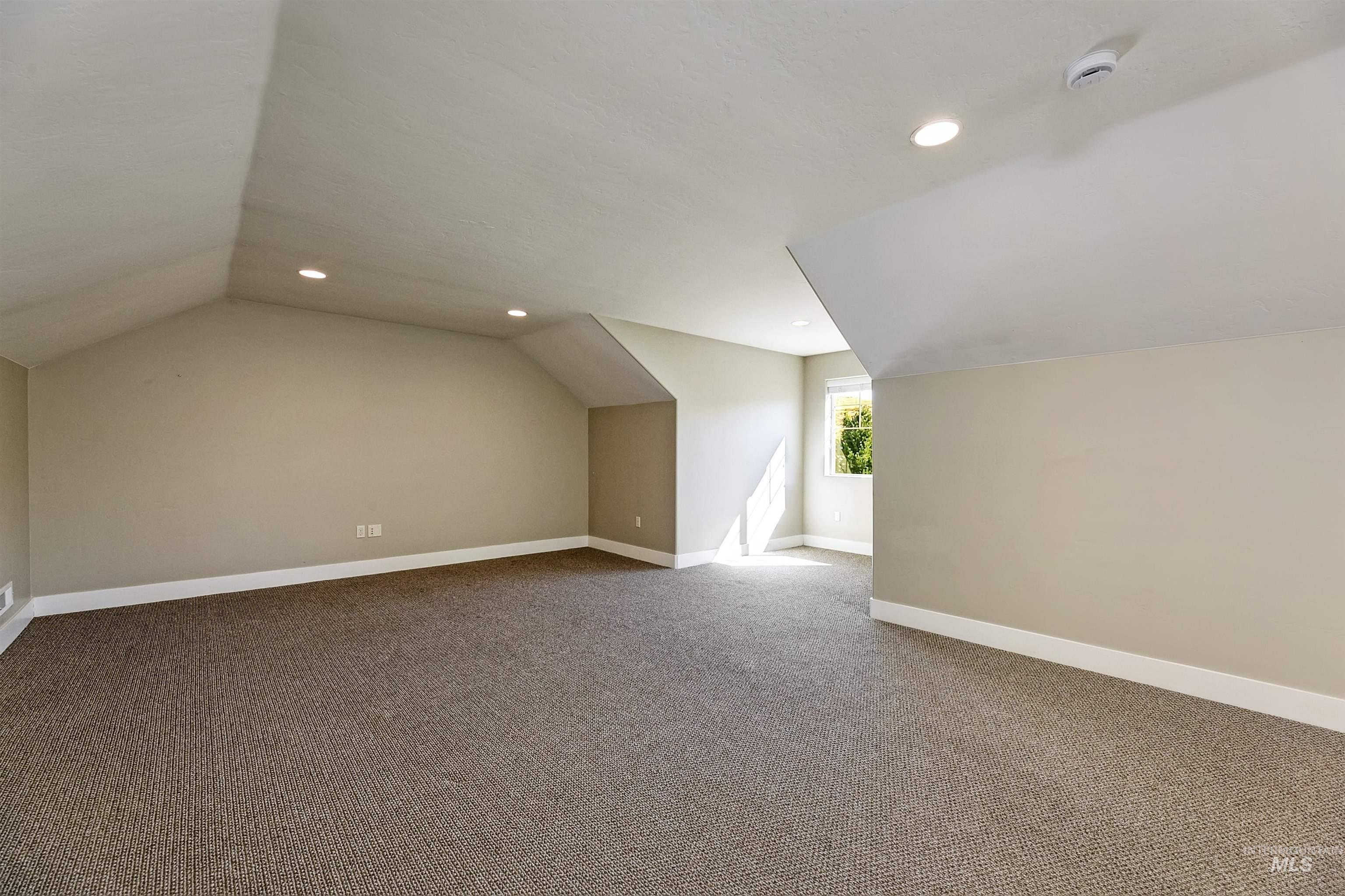 3833 Sage Creek Drive, Boise, Idaho 83714, 4 Bedrooms, 2.5 Bathrooms, Residential For Sale, Price $1,009,000,MLS 99002644