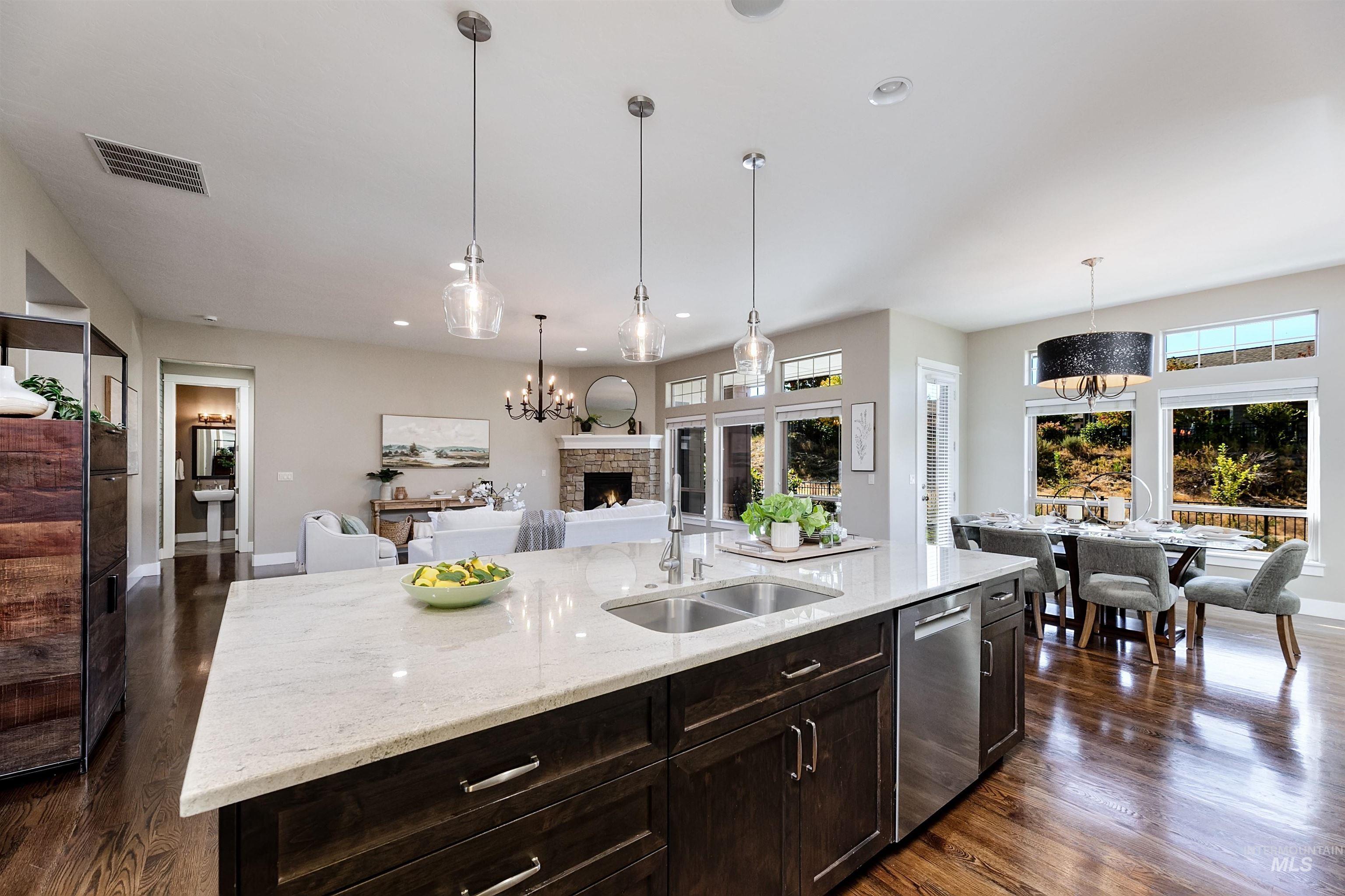 3833 Sage Creek Drive, Boise, Idaho 83714, 4 Bedrooms, 2.5 Bathrooms, Residential For Sale, Price $1,009,000,MLS 99002644