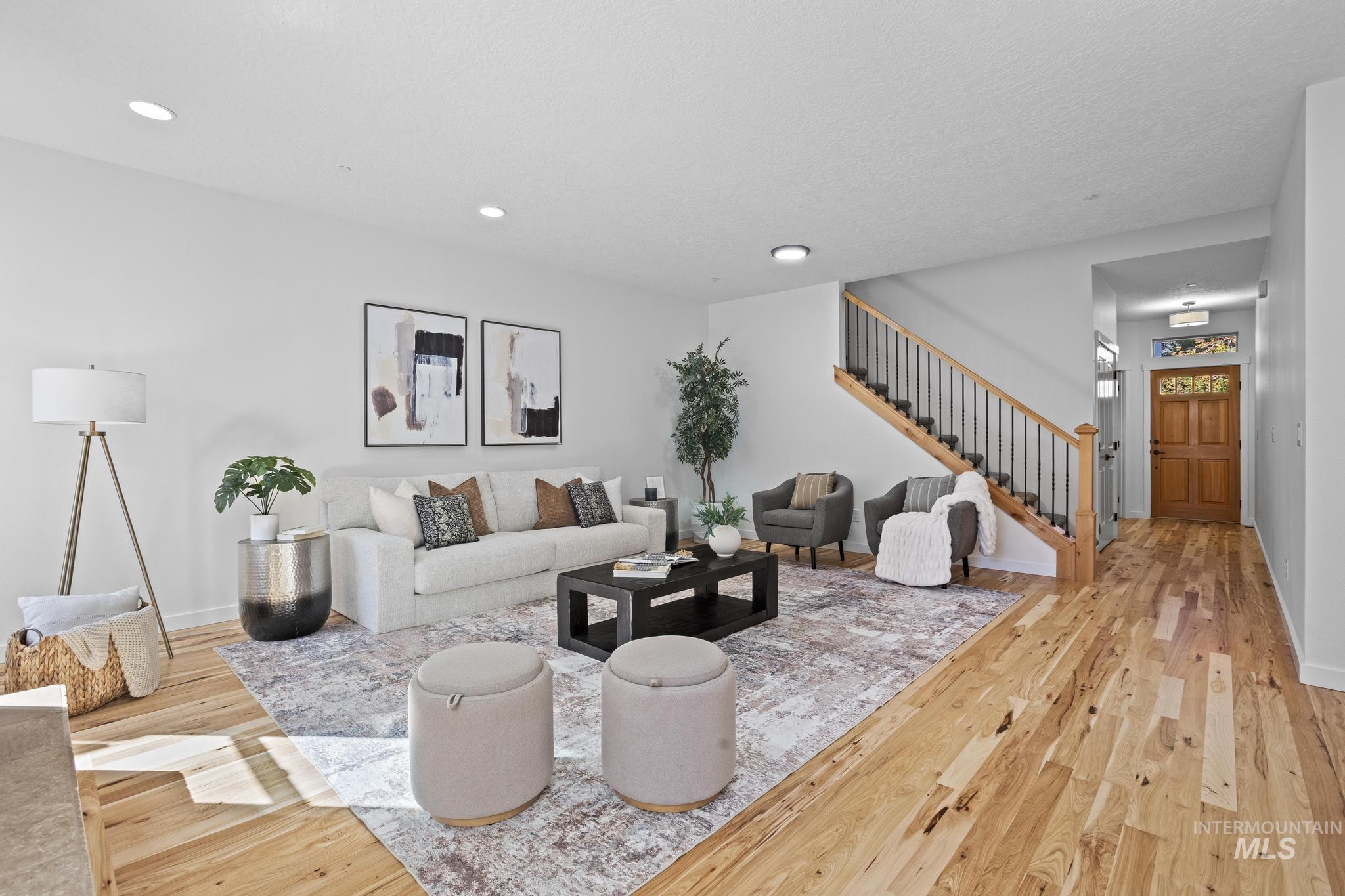 2286 S Gekeler, Boise, Idaho 83706, 3 Bedrooms, 3 Bathrooms, Residential For Sale, Price $574,999,MLS 99002645
