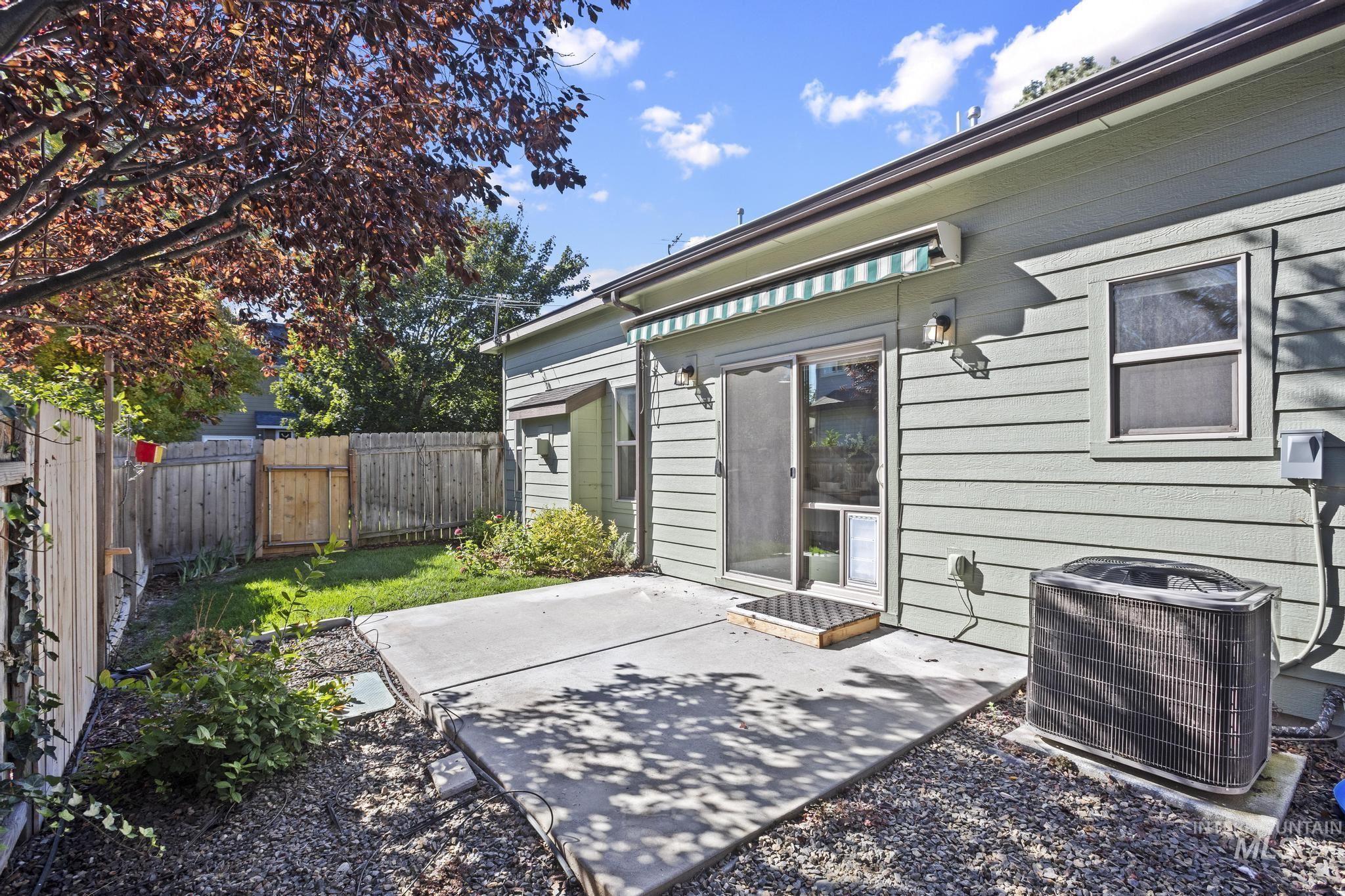 2286 S Gekeler, Boise, Idaho 83706, 3 Bedrooms, 3 Bathrooms, Residential For Sale, Price $574,999,MLS 99002645