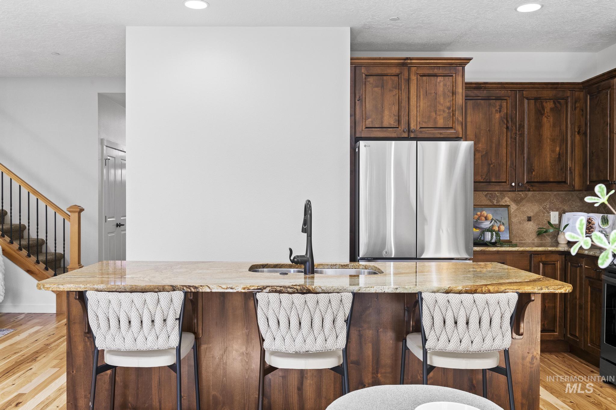 2286 S Gekeler, Boise, Idaho 83706, 3 Bedrooms, 3 Bathrooms, Residential For Sale, Price $574,999,MLS 99002645