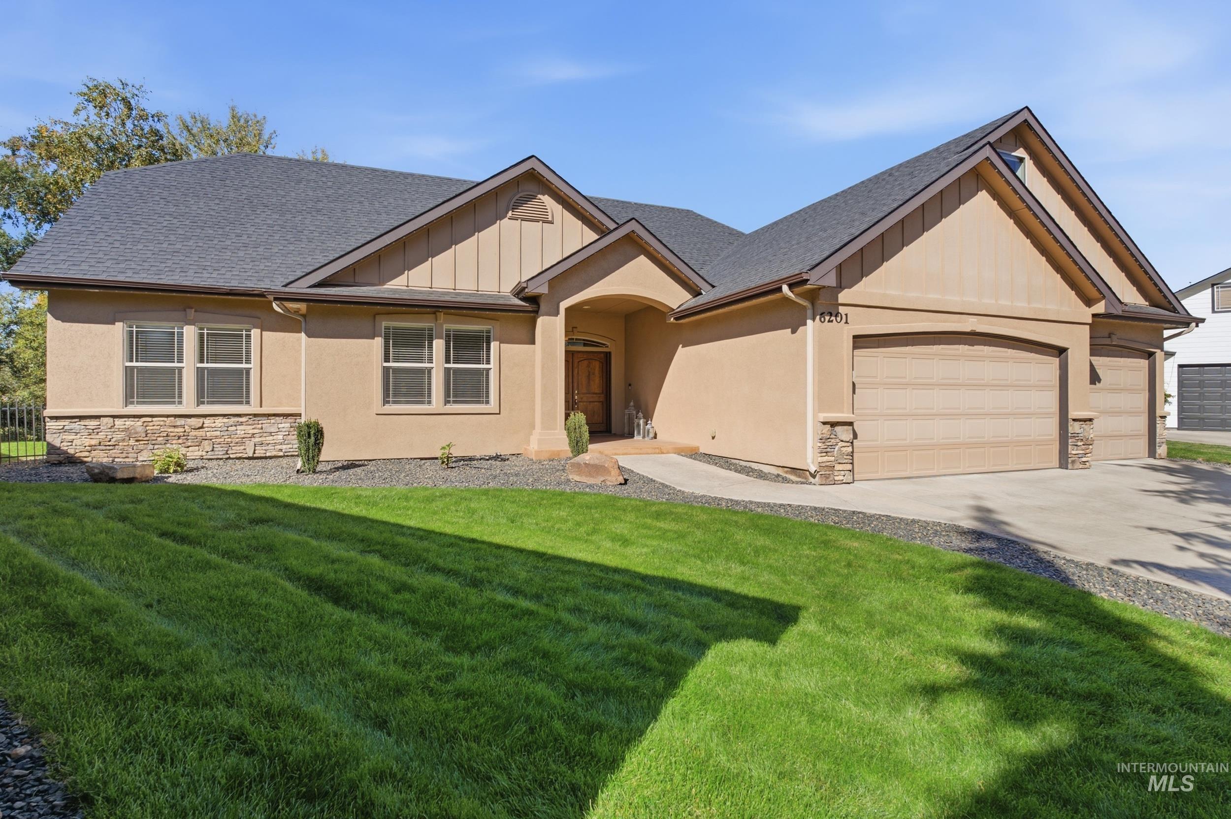 6201 N Cape Arago Place, Garden City, Idaho 83714, 5 Bedrooms, 3.5 Bathrooms, Residential For Sale, Price $979,900, 99002646