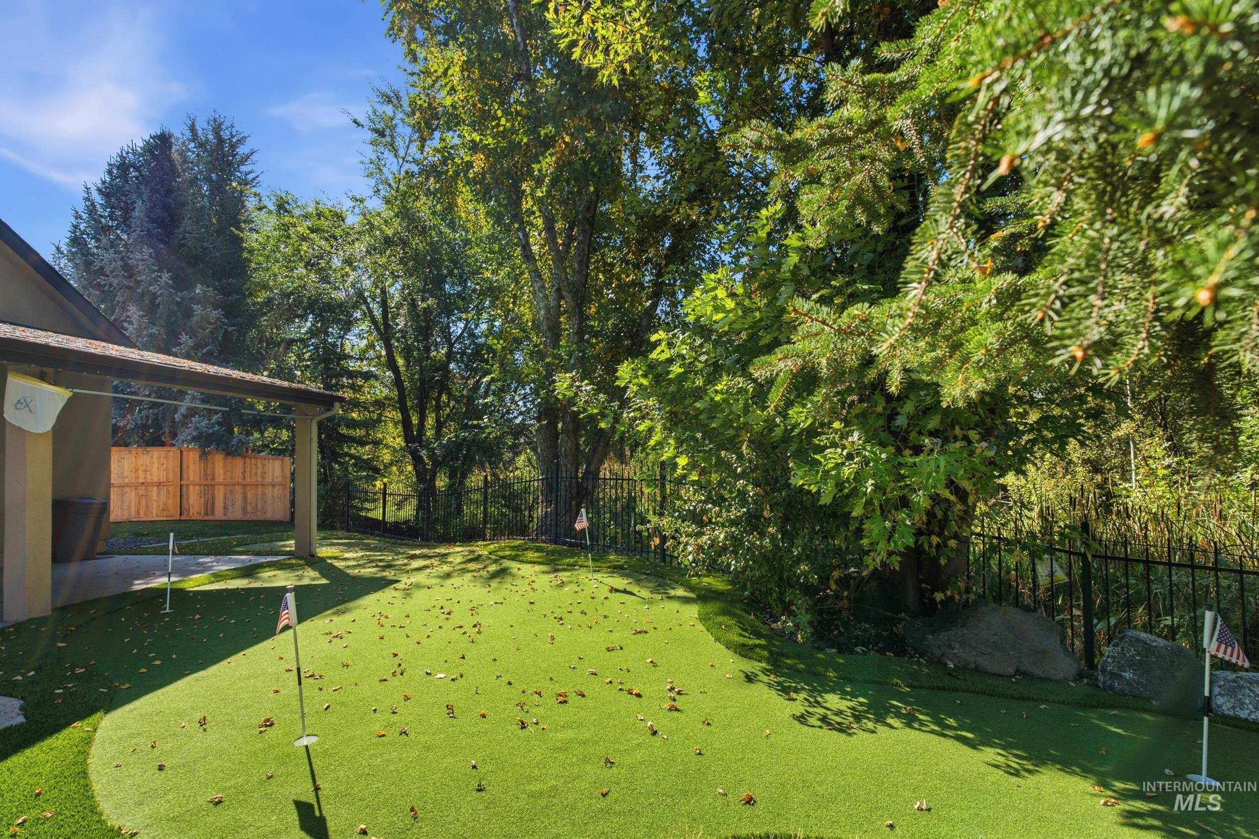 6201 N Cape Arago Place, Garden City, Idaho 83714, 5 Bedrooms, 3.5 Bathrooms, Residential For Sale, Price $979,900, 99002646