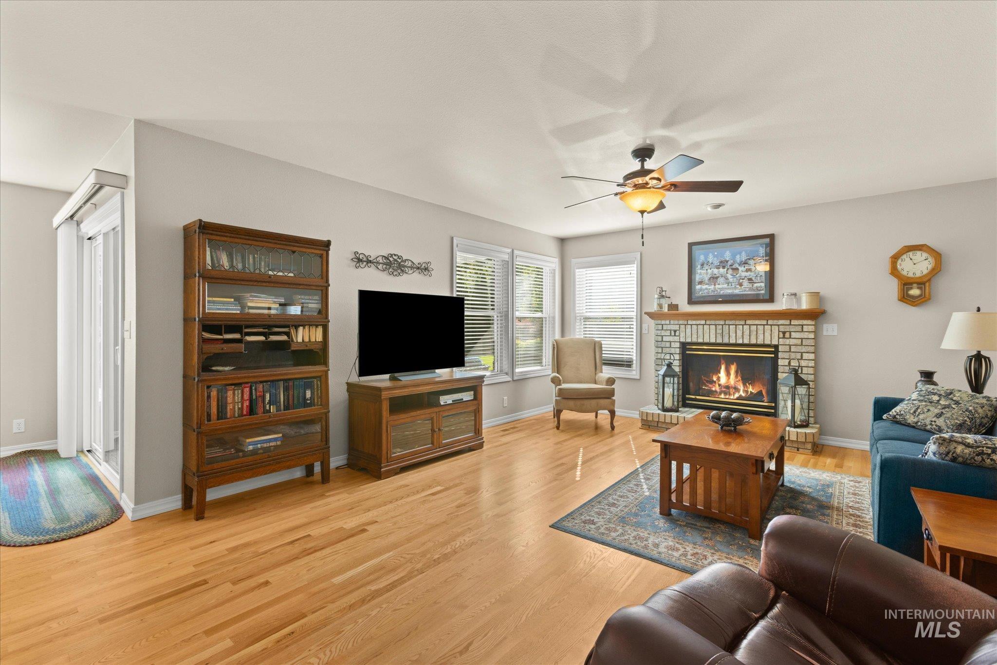 3373 N Summerfield Way, Meridian, Idaho 83646, 4 Bedrooms, 3 Bathrooms, Residential For Sale, Price $735,900,MLS 99002647