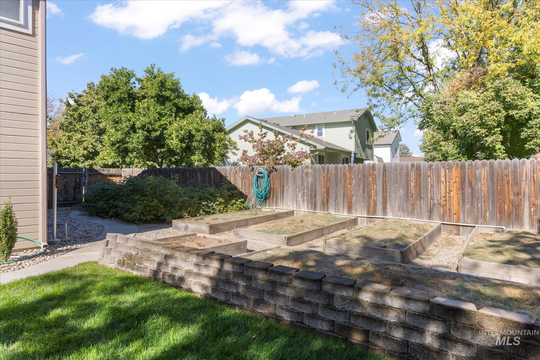 3373 N Summerfield Way, Meridian, Idaho 83646, 4 Bedrooms, 3 Bathrooms, Residential For Sale, Price $735,900,MLS 99002647