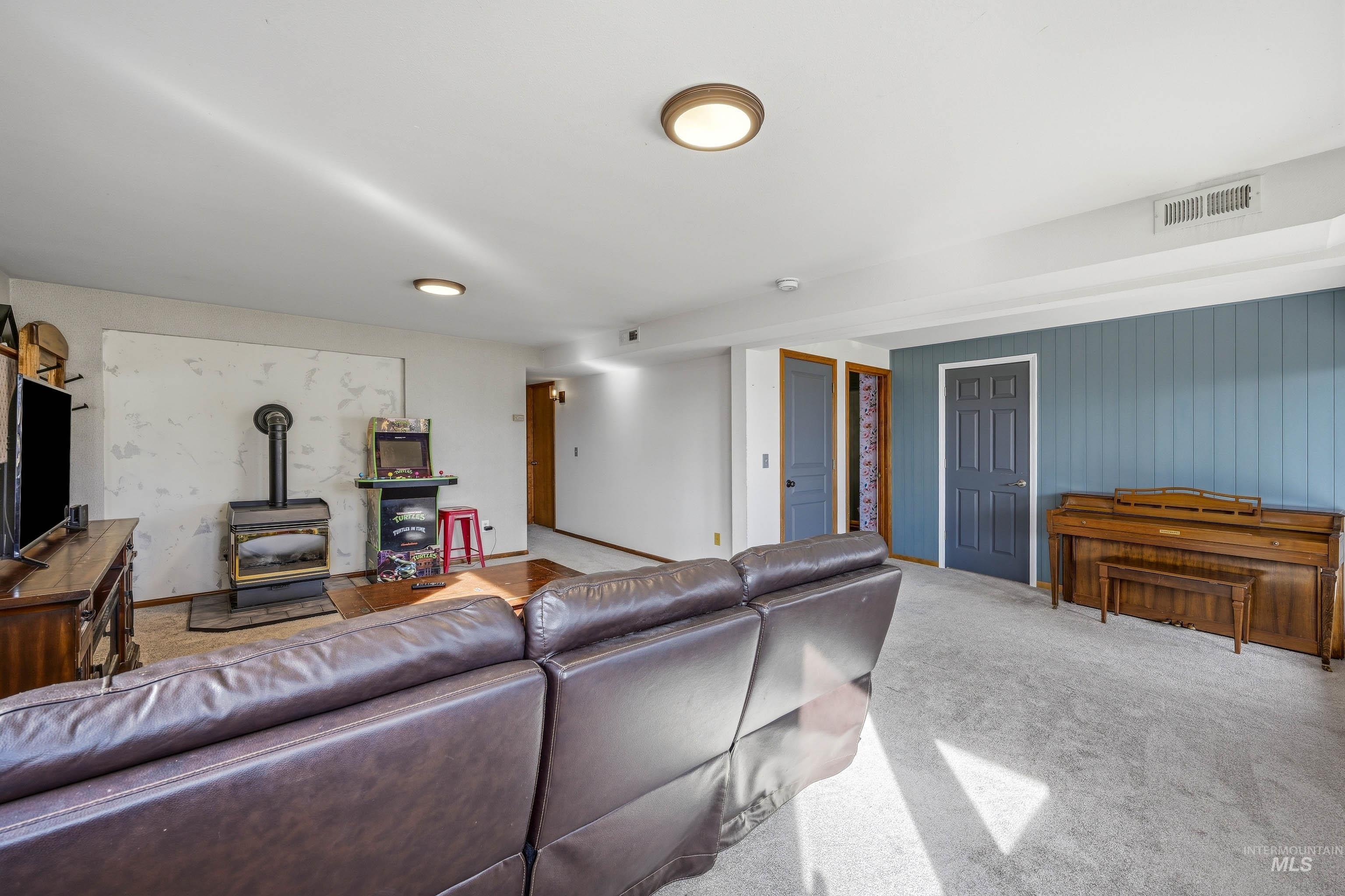 1405 Richardson Ave., Lewiston, Idaho 83501, 5 Bedrooms, 3 Bathrooms, Residential For Sale, Price $596,000,MLS 99002649