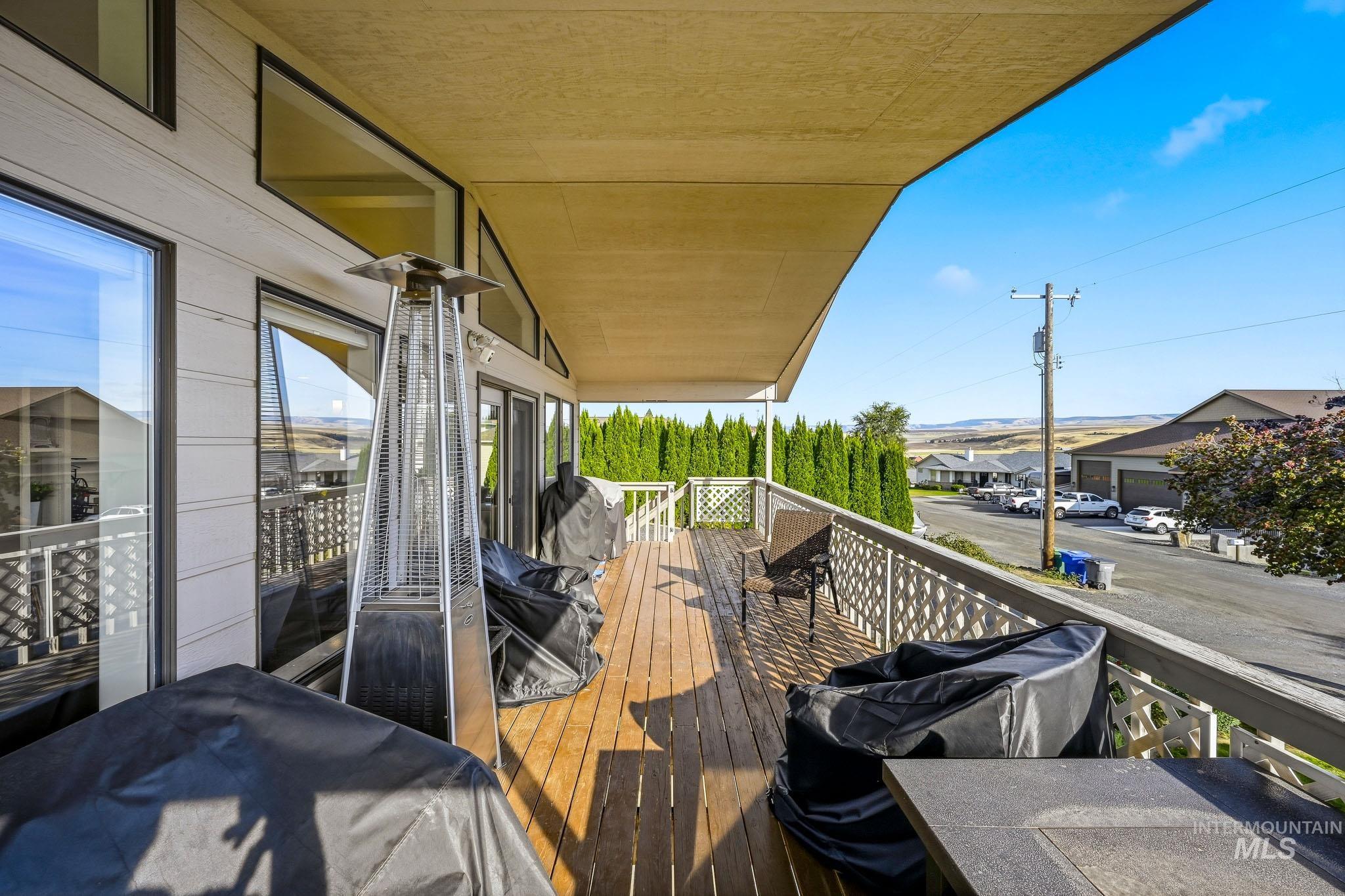 1405 Richardson Ave., Lewiston, Idaho 83501, 5 Bedrooms, 3 Bathrooms, Residential For Sale, Price $596,000,MLS 99002649