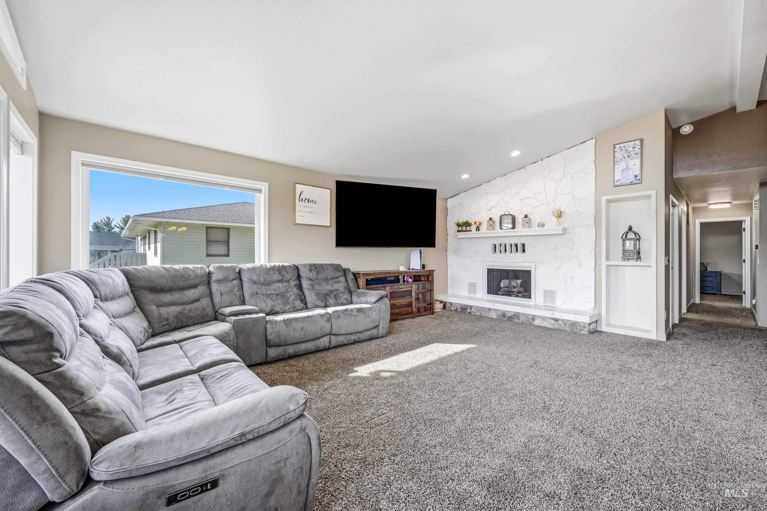 1405 Richardson Ave., Lewiston, Idaho 83501, 5 Bedrooms, 3 Bathrooms, Residential For Sale, Price $596,000,MLS 99002649