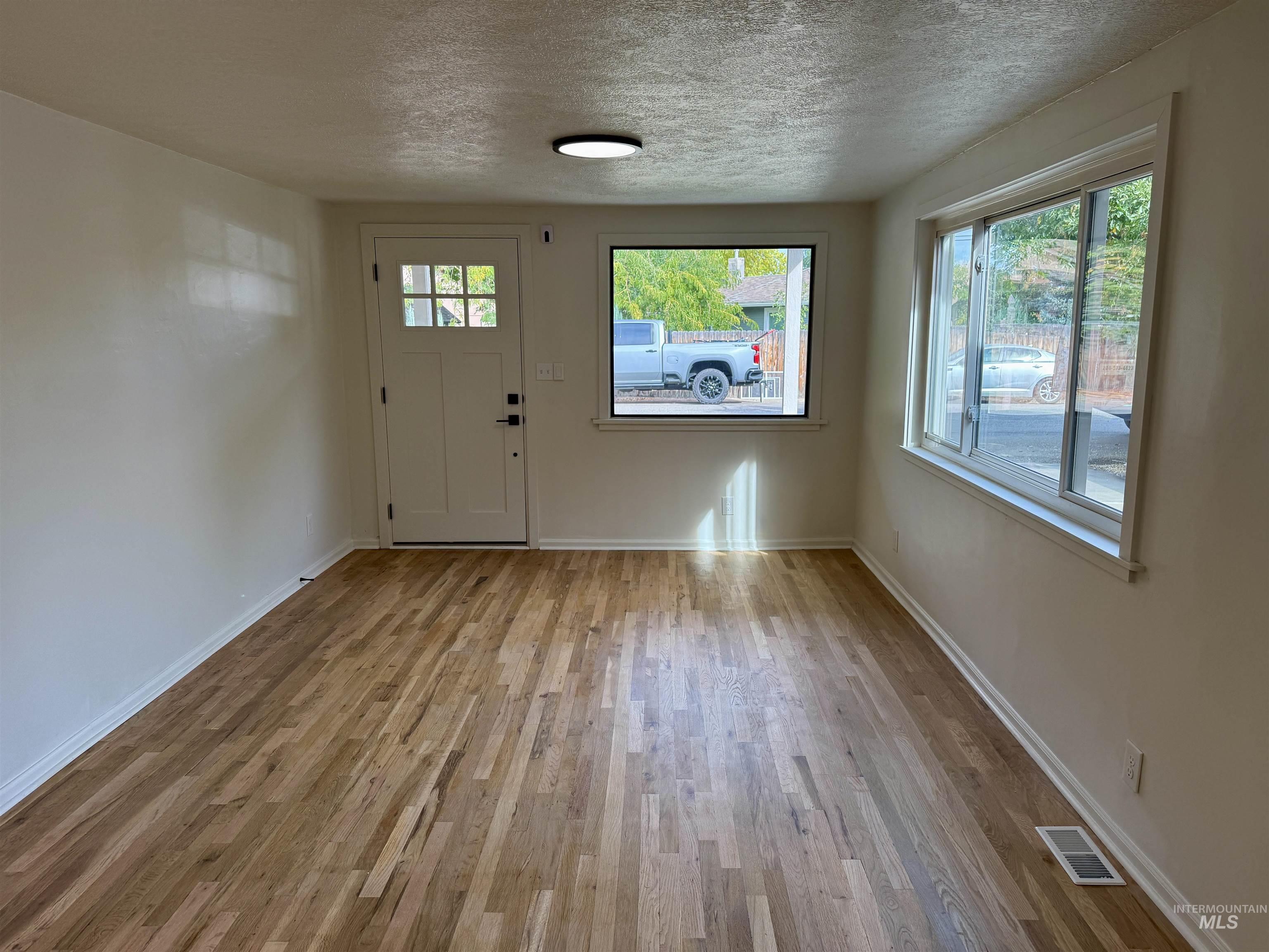 1509 W Highland St, Boise, Idaho 83706, 3 Bedrooms, 2 Bathrooms, Residential For Sale, Price $525,000,MLS 99002650