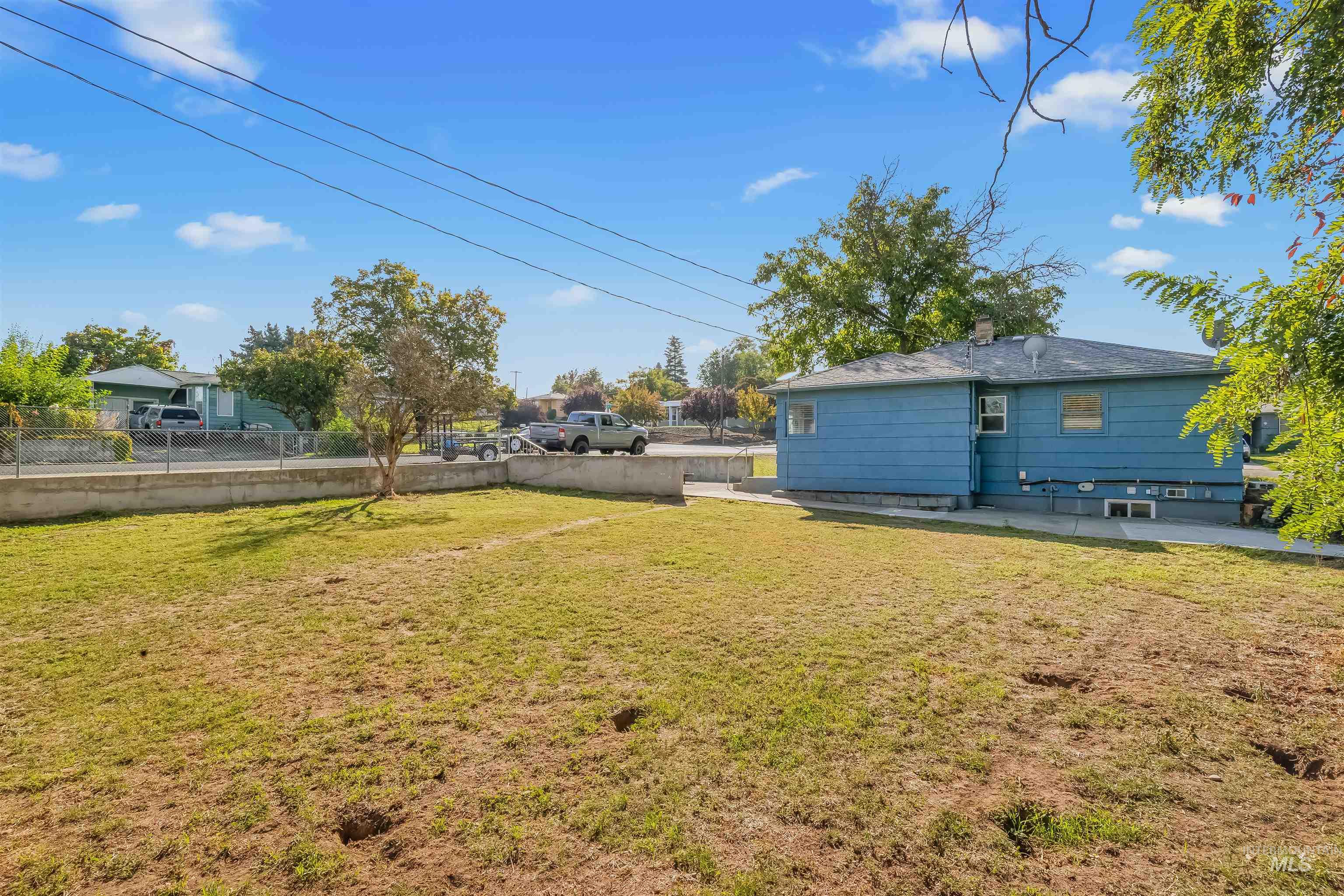 1527 20th Ave, Lewiston, Idaho 83501, 4 Bedrooms, 2 Bathrooms, Residential For Sale, Price $380,000,MLS 99002652