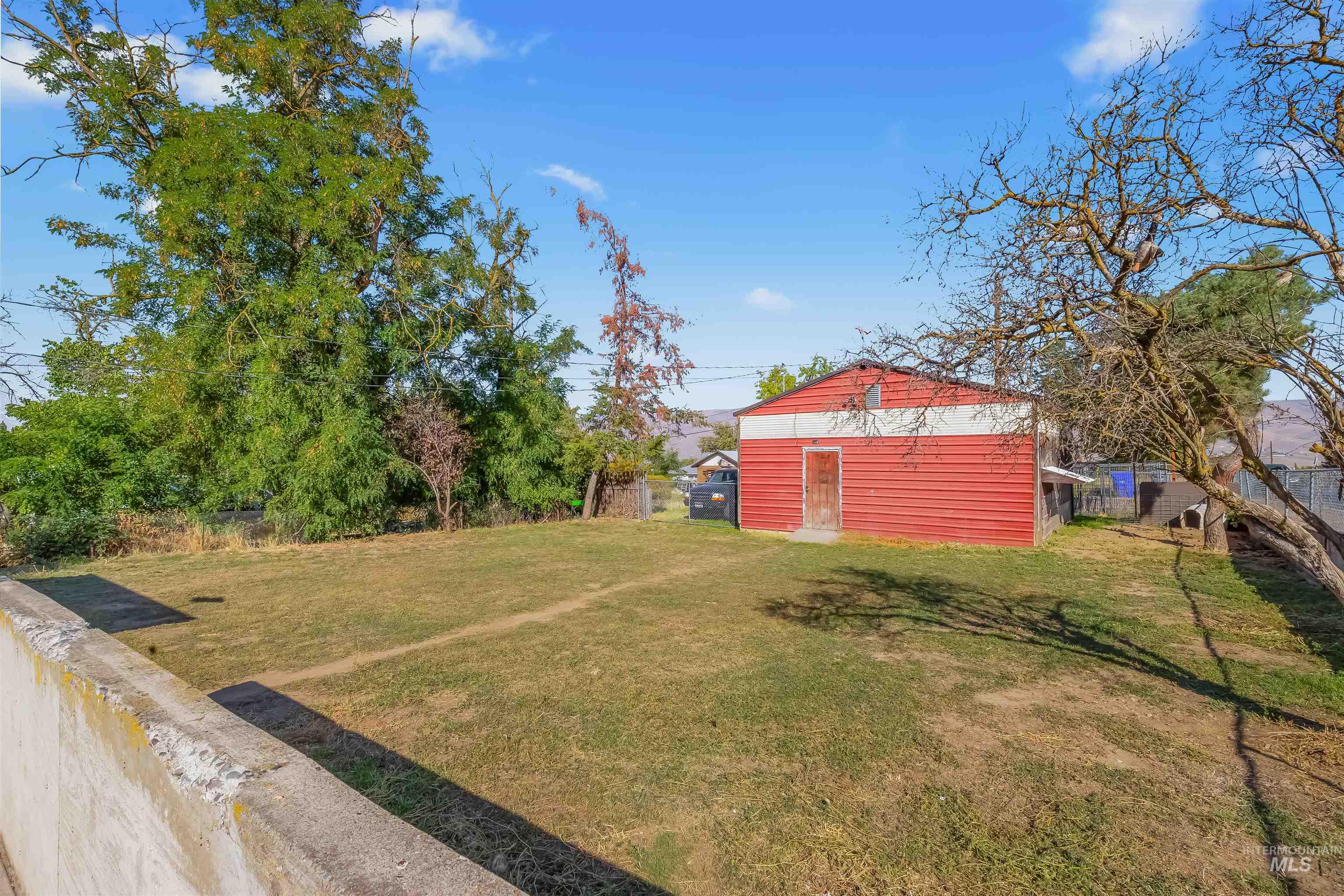 1527 20th Ave, Lewiston, Idaho 83501, 4 Bedrooms, 2 Bathrooms, Residential For Sale, Price $380,000,MLS 99002652