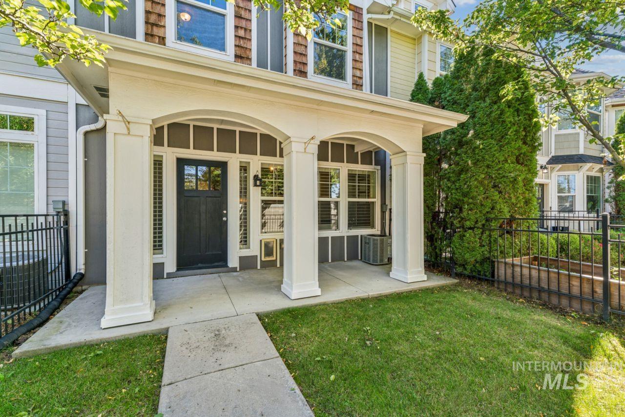 4378 N Five Mile Rd., Boise, Idaho 83713, 3 Bedrooms, 2.5 Bathrooms, Residential For Sale, Price $380,000,MLS 99002653