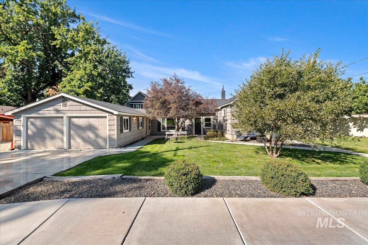1303 N Ethridge Ln, Boise, Idaho 83704, 3 Bedrooms, 2 Bathrooms, Residential For Sale, Price $515,000,MLS 99002655