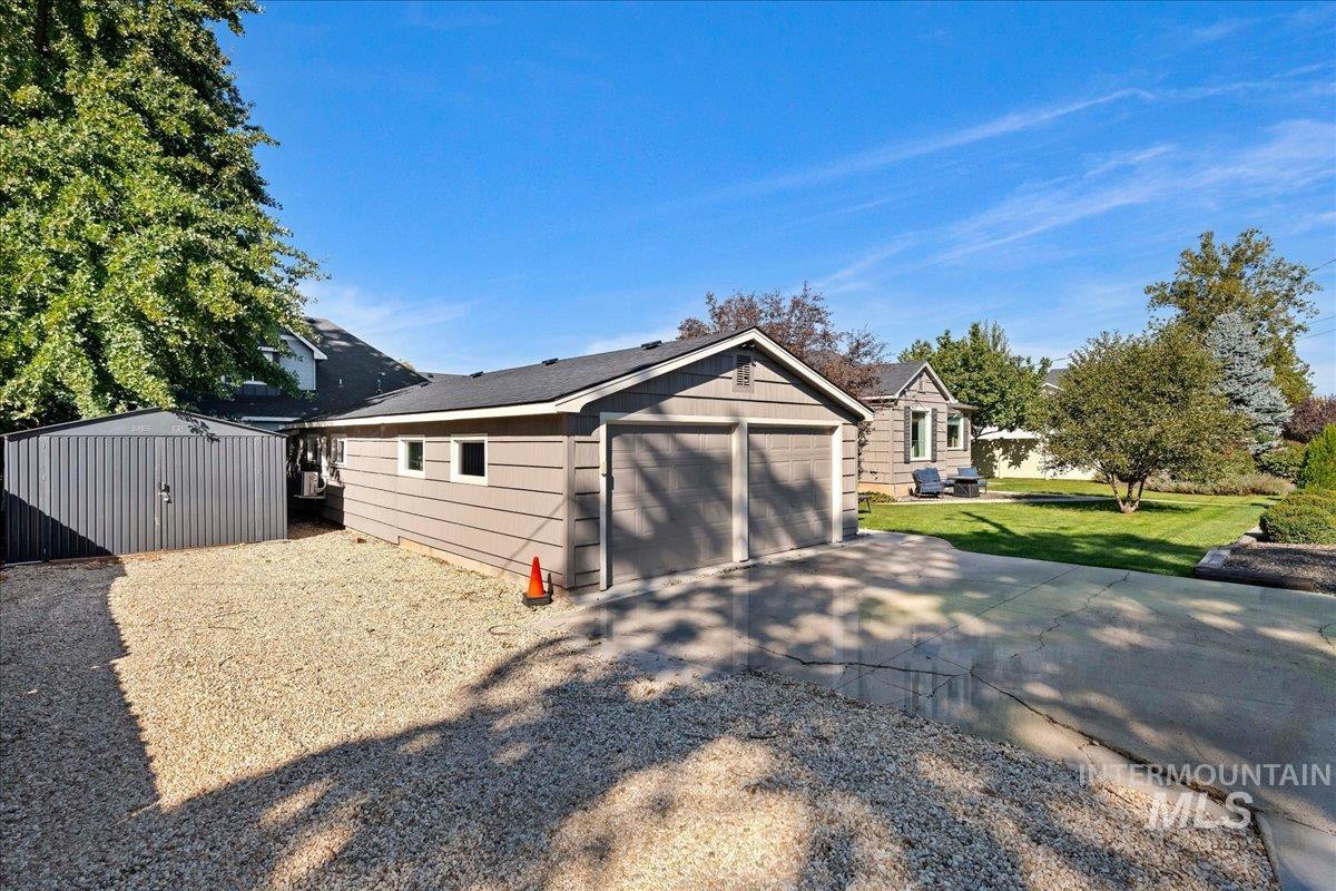 1303 N Ethridge Ln, Boise, Idaho 83704, 3 Bedrooms, 2 Bathrooms, Residential For Sale, Price $515,000,MLS 99002655