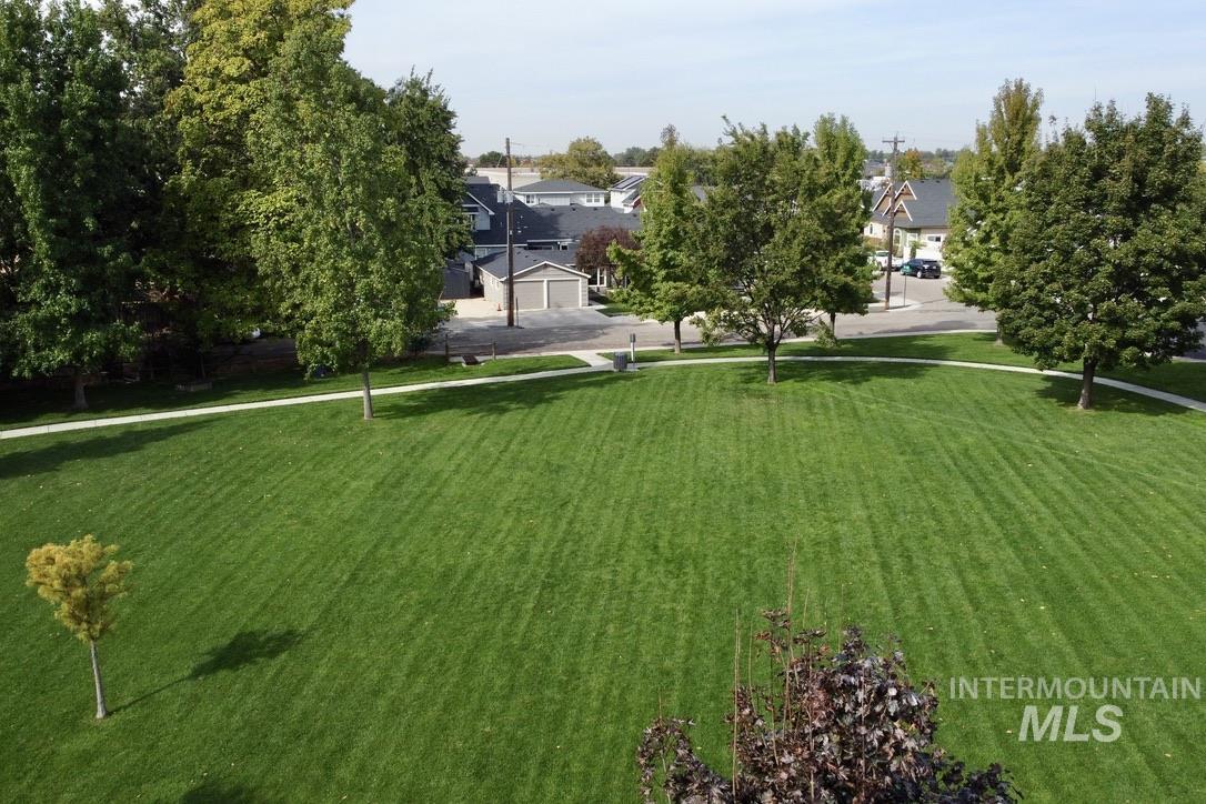 1303 N Ethridge Ln, Boise, Idaho 83704, 3 Bedrooms, 2 Bathrooms, Residential For Sale, Price $515,000, 99002655