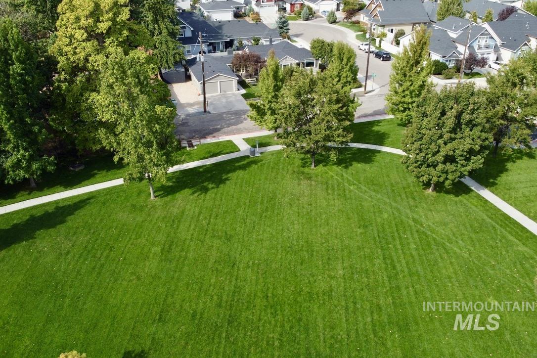 1303 N Ethridge Ln, Boise, Idaho 83704, 3 Bedrooms, 2 Bathrooms, Residential For Sale, Price $515,000, 99002655