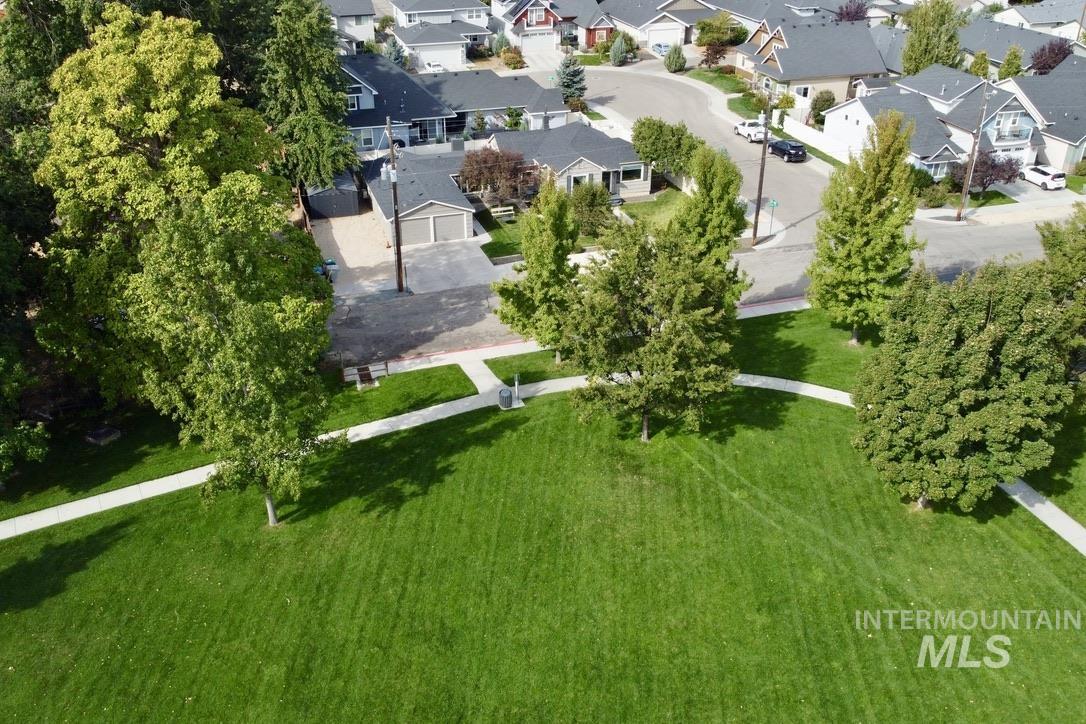 1303 N Ethridge Ln, Boise, Idaho 83704, 3 Bedrooms, 2 Bathrooms, Residential For Sale, Price $515,000,MLS 99002655