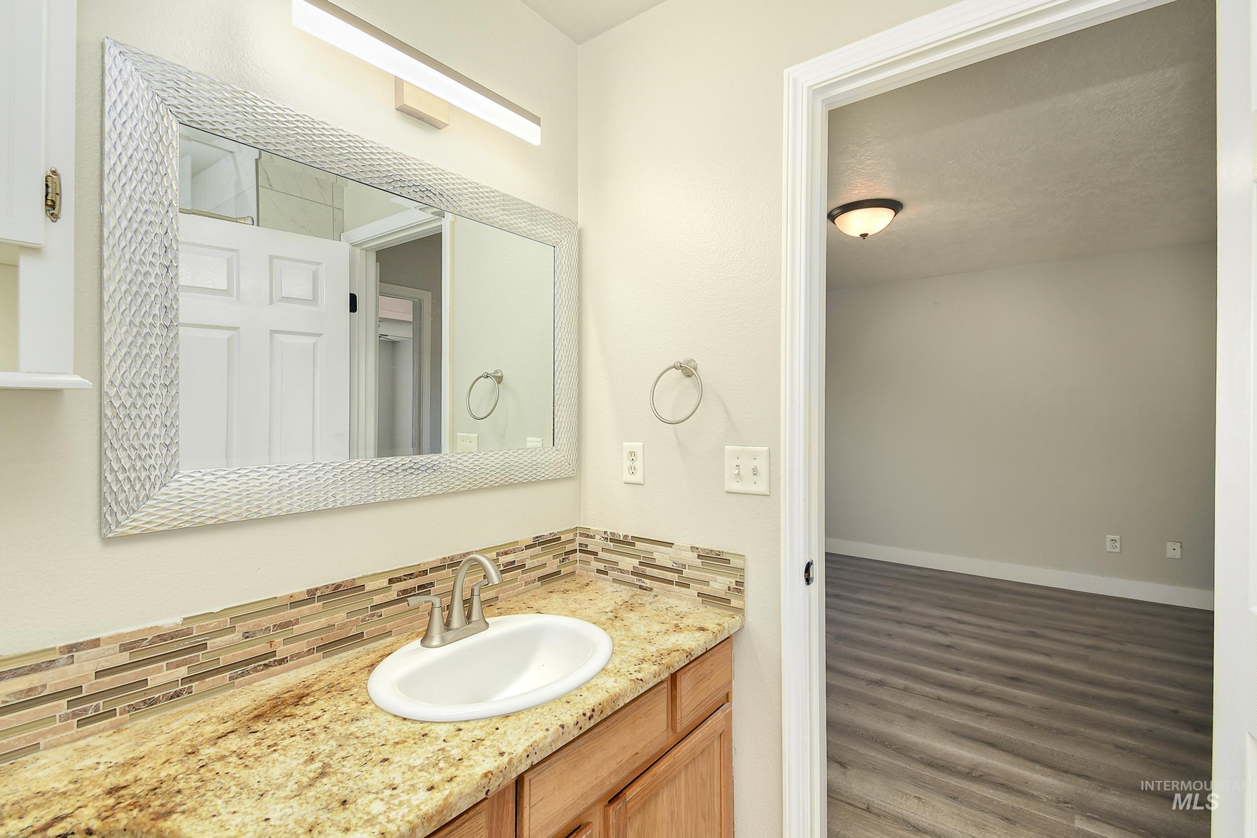972 W Broadway Ave, Meridian, Idaho 83642, 4 Bedrooms, 2.5 Bathrooms, Residential For Sale, Price $549,900,MLS 99002656