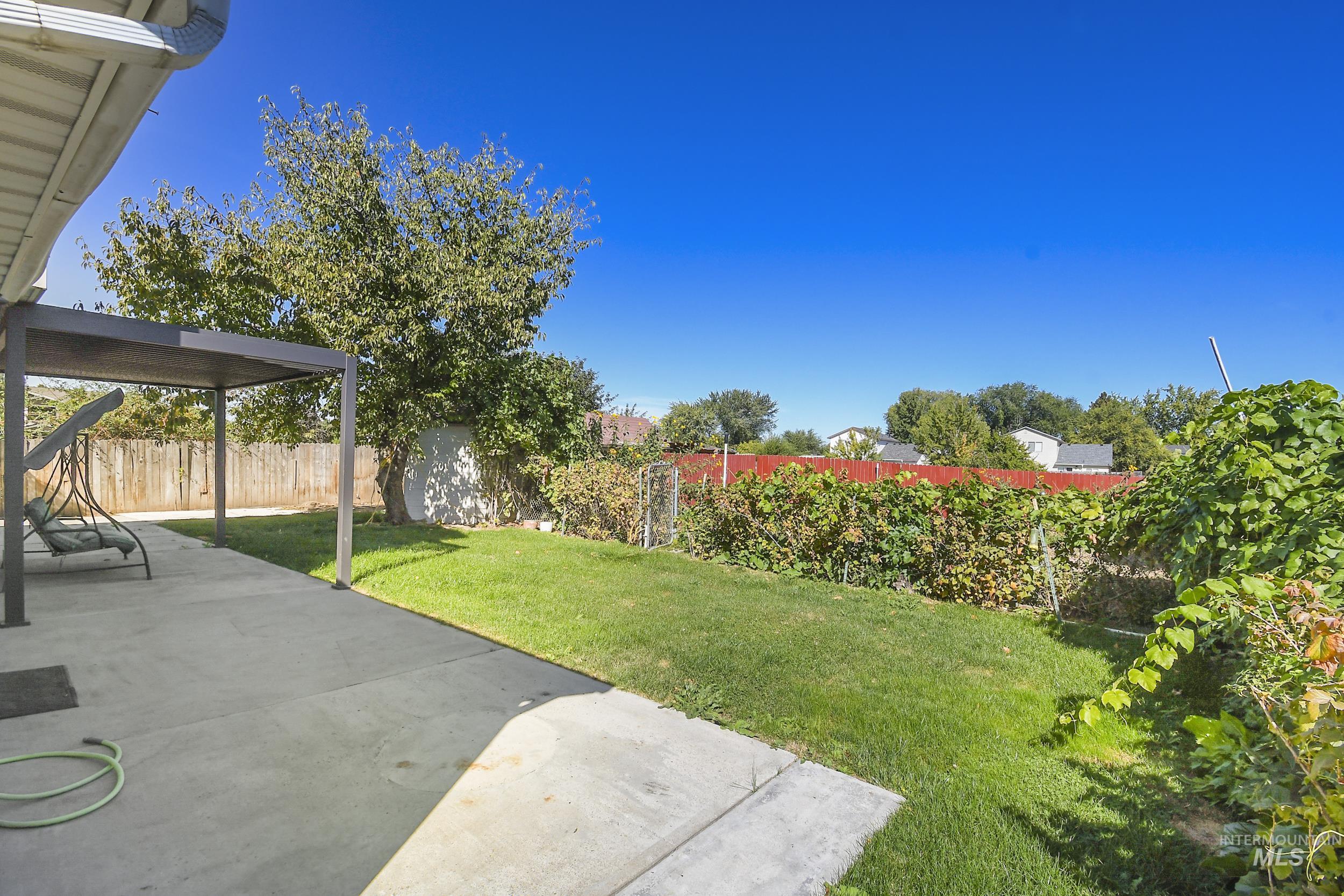 972 W Broadway Ave, Meridian, Idaho 83642, 4 Bedrooms, 2.5 Bathrooms, Residential For Sale, Price $549,900,MLS 99002656