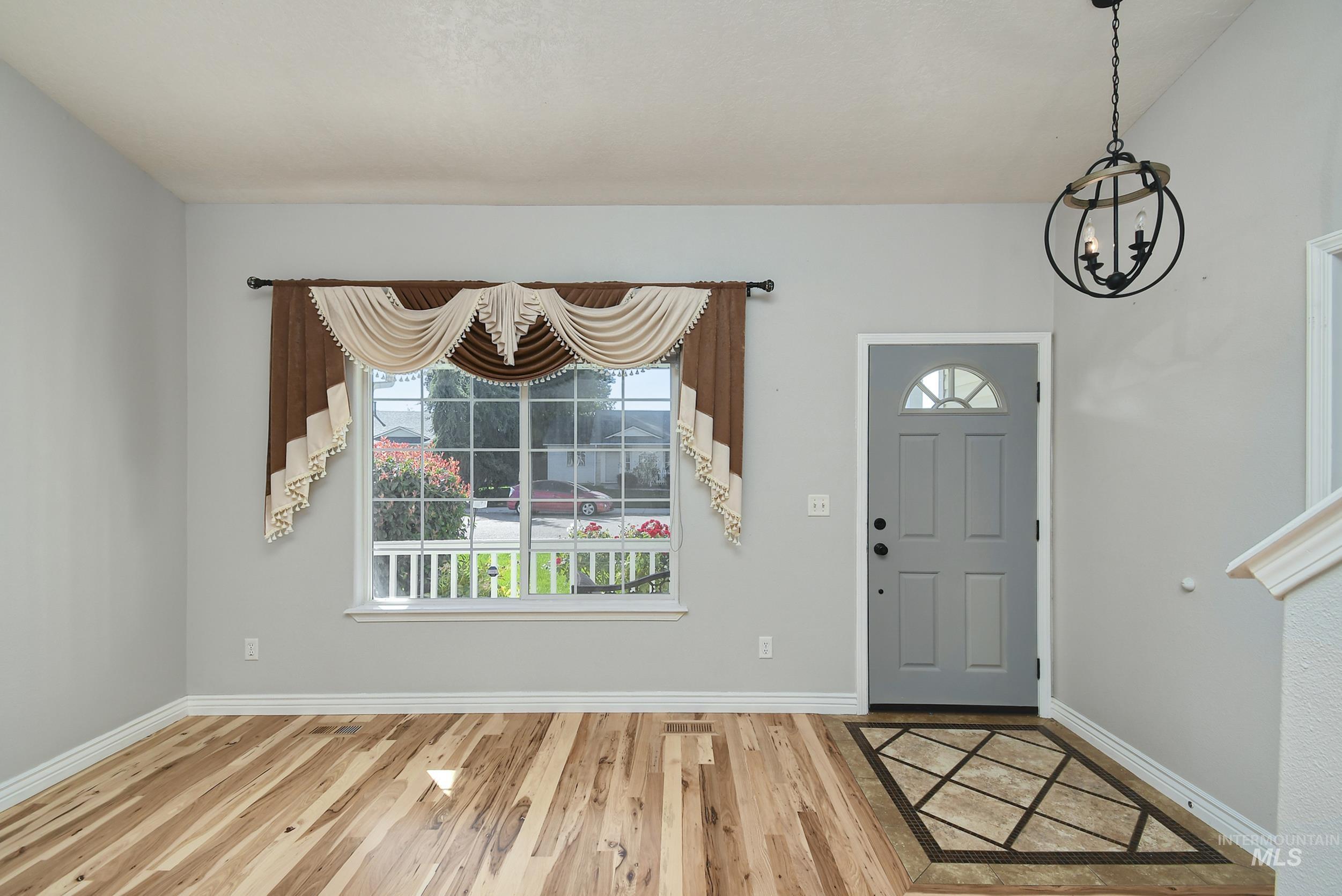 972 W Broadway Ave, Meridian, Idaho 83642, 4 Bedrooms, 2.5 Bathrooms, Residential For Sale, Price $549,900,MLS 99002656