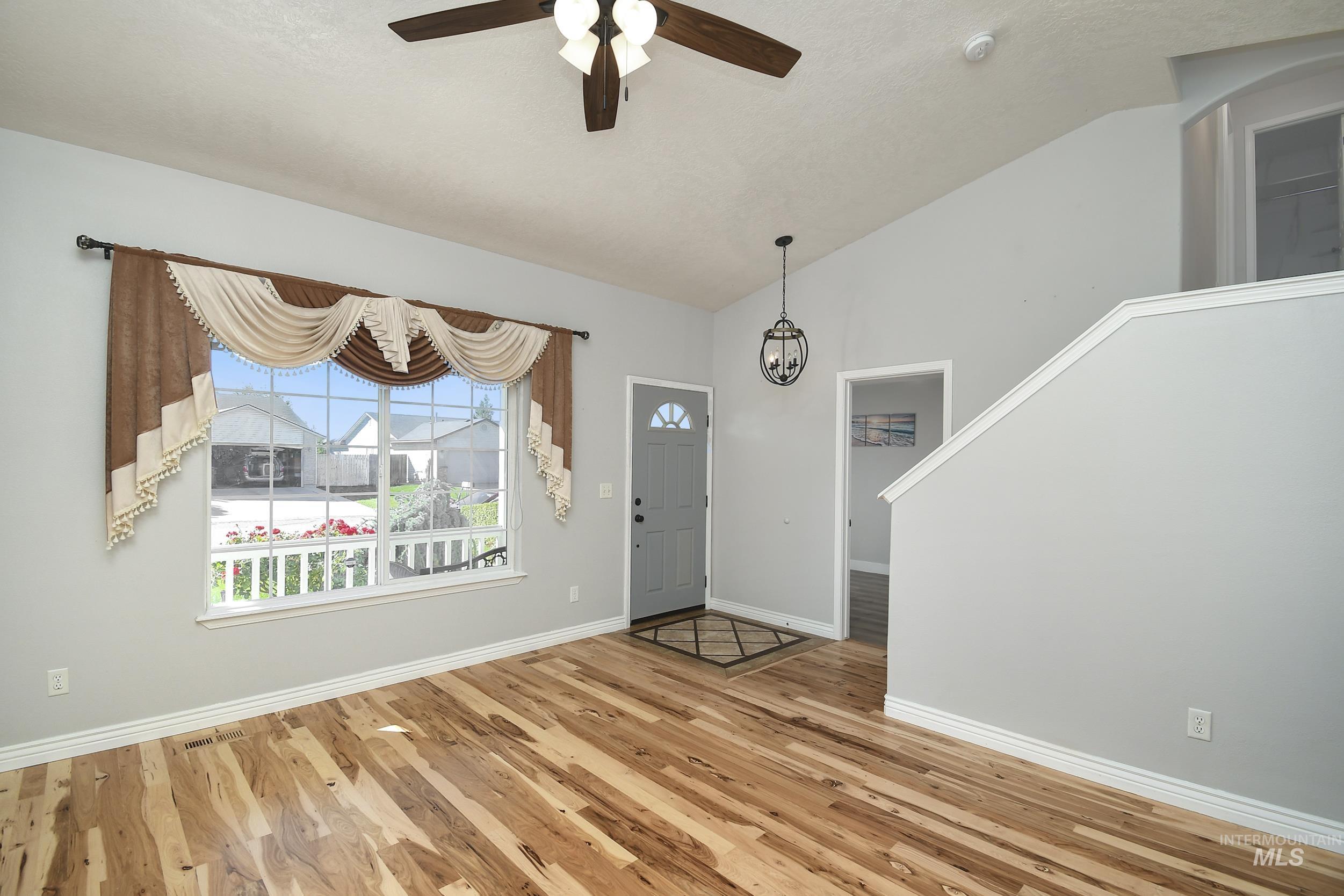 972 W Broadway Ave, Meridian, Idaho 83642, 4 Bedrooms, 2.5 Bathrooms, Residential For Sale, Price $549,900,MLS 99002656