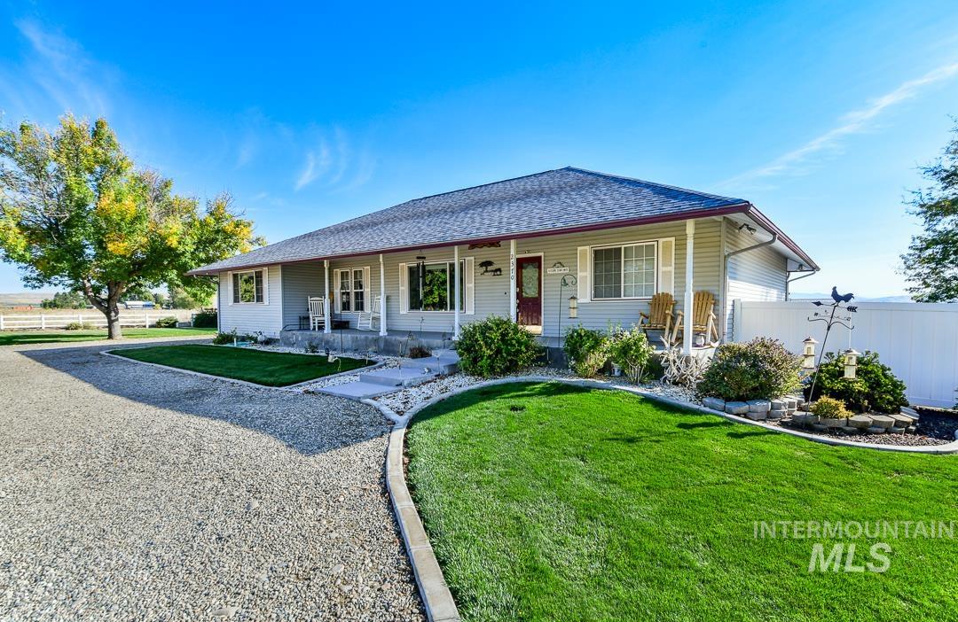 2370 Mesa Ave., Emmett, Idaho 83617, 5 Bedrooms, 3.5 Bathrooms, Residential For Sale, Price $995,000,MLS 99002657