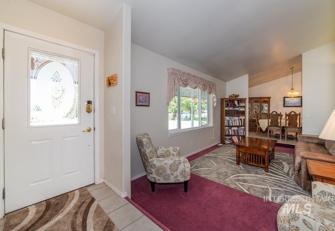 2370 Mesa Ave., Emmett, Idaho 83617, 5 Bedrooms, 3.5 Bathrooms, Residential For Sale, Price $995,000,MLS 99002657