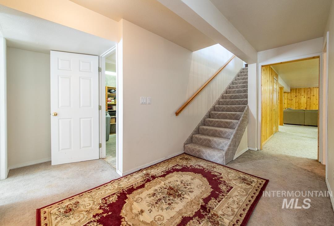 2370 Mesa Ave., Emmett, Idaho 83617, 5 Bedrooms, 3.5 Bathrooms, Residential For Sale, Price $995,000,MLS 99002657