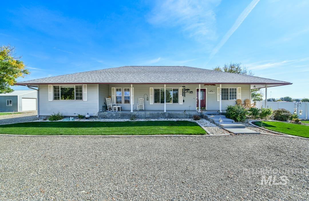 2370 Mesa Ave., Emmett, Idaho 83617, 5 Bedrooms, 3.5 Bathrooms, Residential For Sale, Price $995,000,MLS 99002657