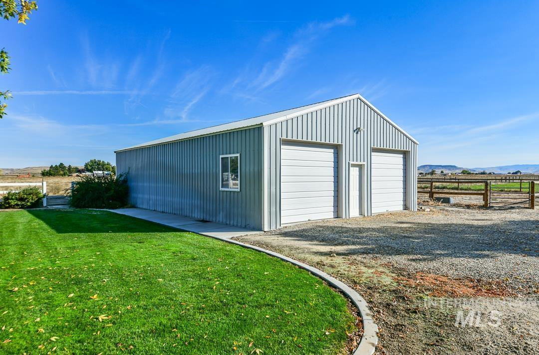 2370 Mesa Ave., Emmett, Idaho 83617, 5 Bedrooms, 3.5 Bathrooms, Residential For Sale, Price $995,000,MLS 99002657