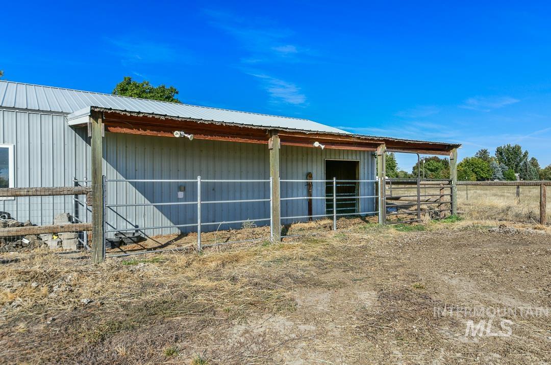 2370 Mesa Ave., Emmett, Idaho 83617, 5 Bedrooms, 3.5 Bathrooms, Residential For Sale, Price $995,000,MLS 99002657