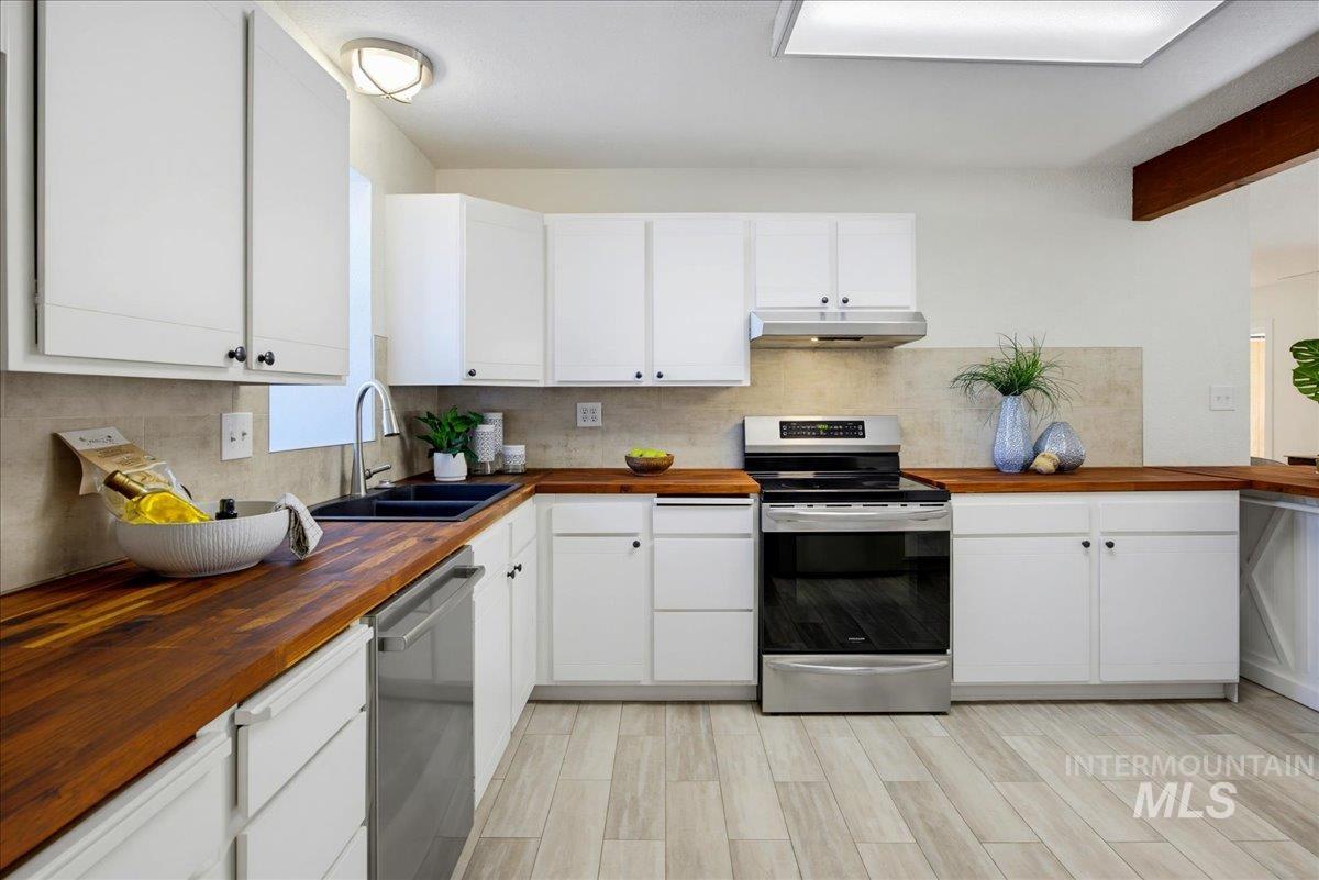 3718 N Collister Dr., Boise, Idaho 83703, 3 Bedrooms, 2 Bathrooms, Residential For Sale, Price $850,000,MLS 99002662