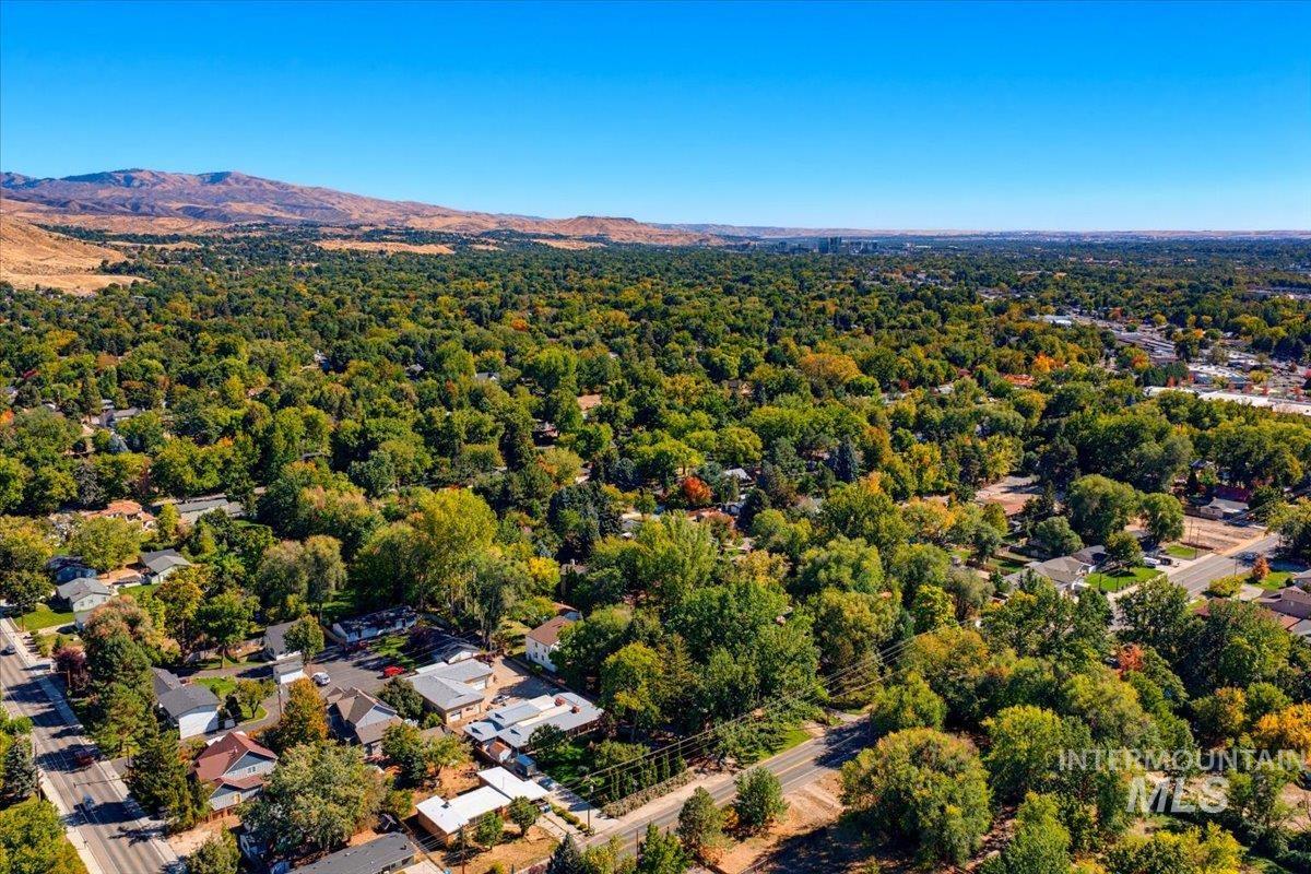 3718 N Collister Dr., Boise, Idaho 83703, 3 Bedrooms, 2 Bathrooms, Residential For Sale, Price $850,000,MLS 99002662