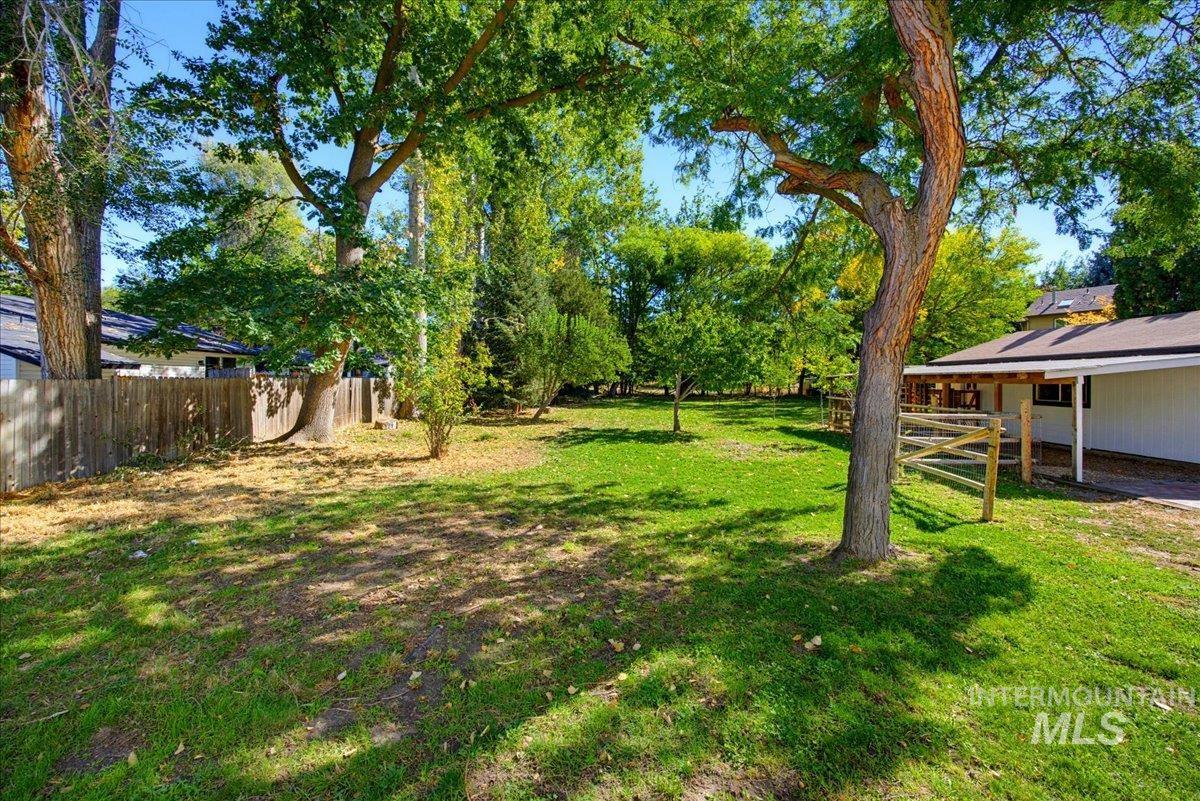 3718 N Collister Dr., Boise, Idaho 83703, 3 Bedrooms, 2 Bathrooms, Residential For Sale, Price $850,000,MLS 99002662