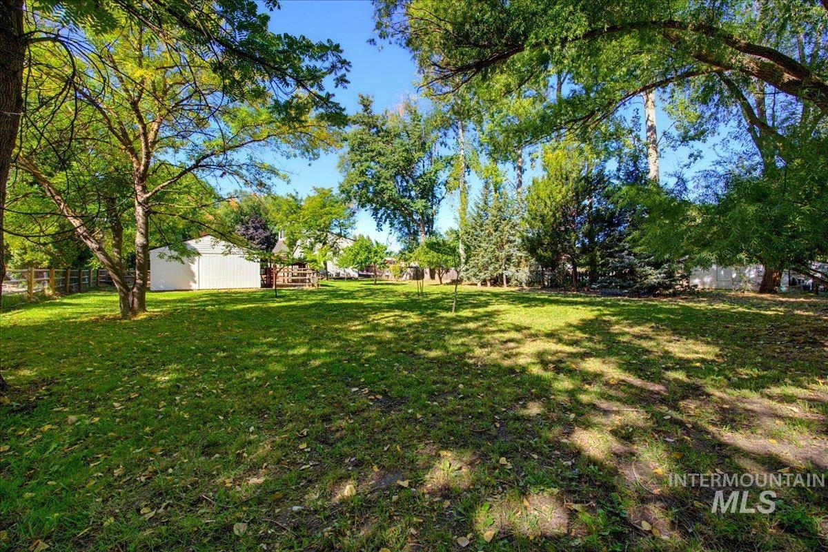3718 N Collister Dr., Boise, Idaho 83703, 3 Bedrooms, 2 Bathrooms, Residential For Sale, Price $850,000,MLS 99002662