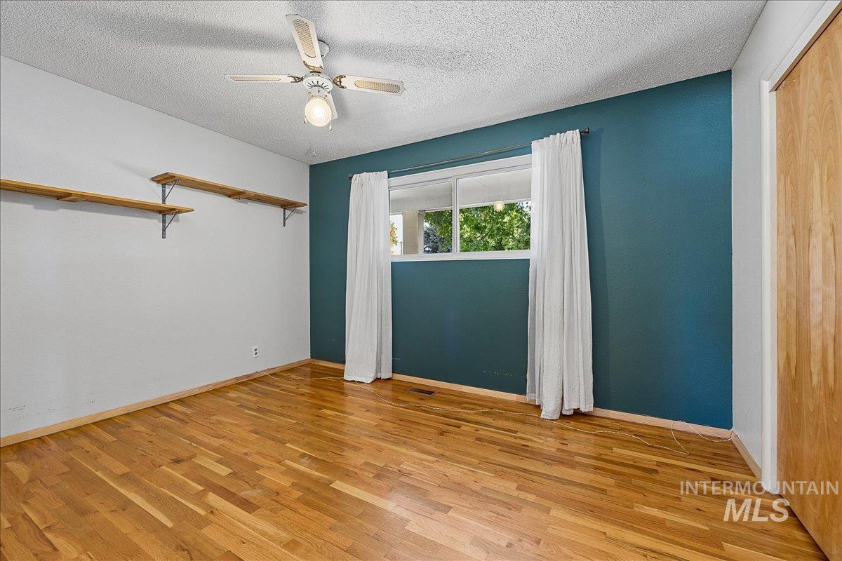 7226 W Cedarwood Dr., Boise, Idaho 83709, 4 Bedrooms, 2 Bathrooms, Residential For Sale, Price $469,000,MLS 99002663