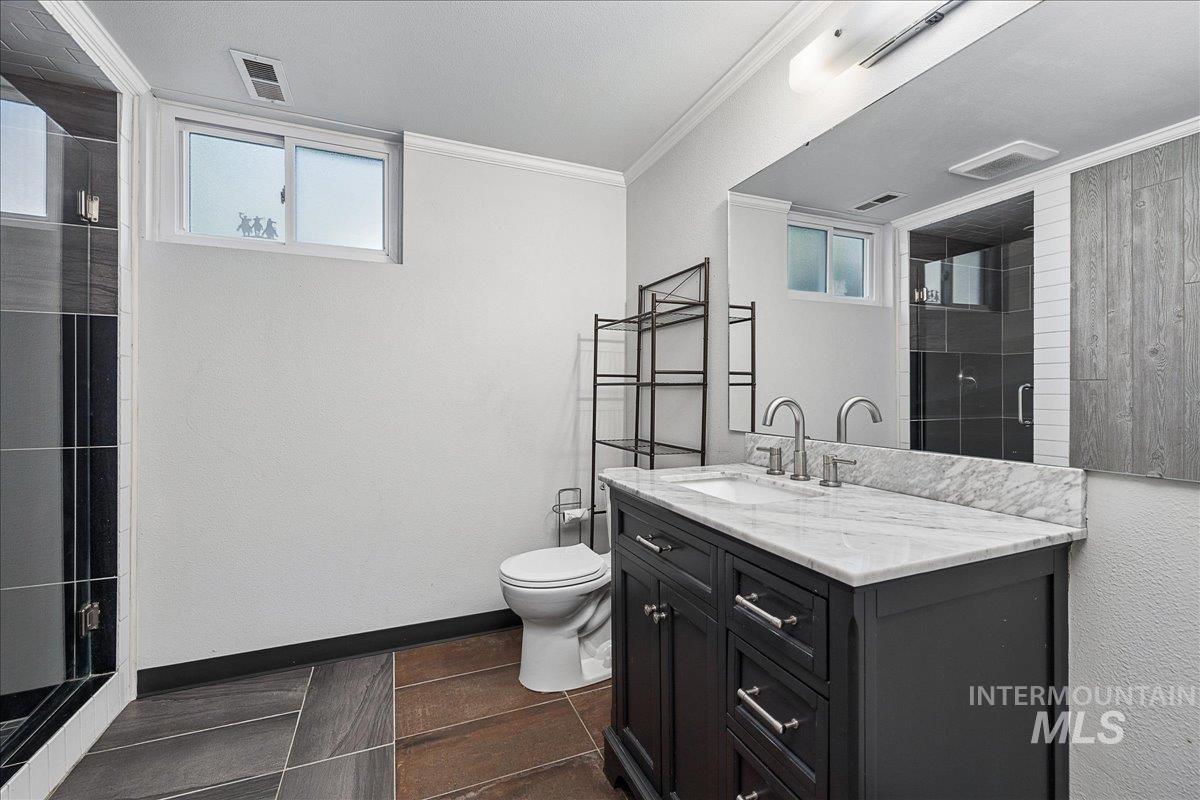 7226 W Cedarwood Dr., Boise, Idaho 83709, 4 Bedrooms, 2 Bathrooms, Residential For Sale, Price $469,000,MLS 99002663
