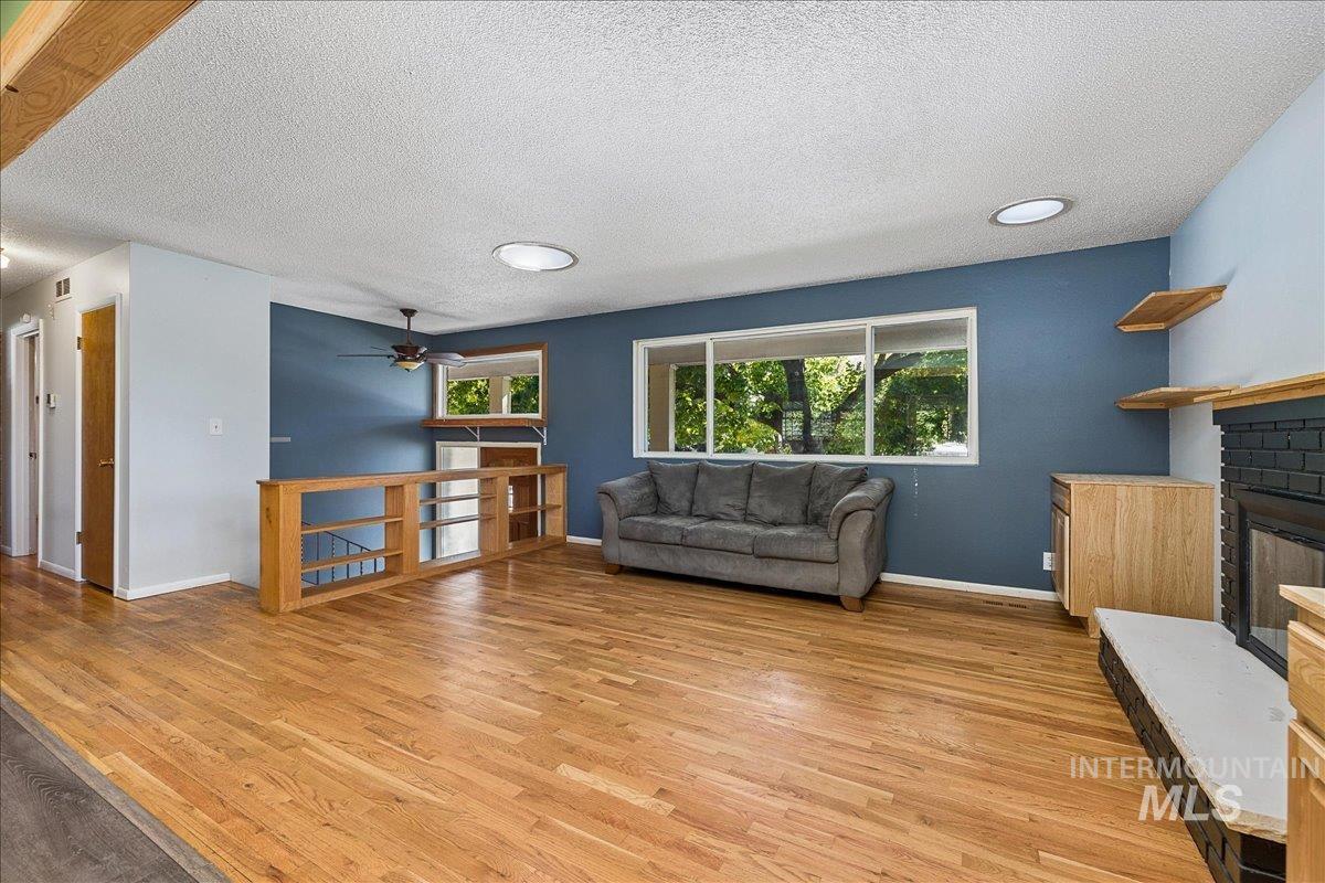 7226 W Cedarwood Dr., Boise, Idaho 83709, 4 Bedrooms, 2 Bathrooms, Residential For Sale, Price $469,000,MLS 99002663