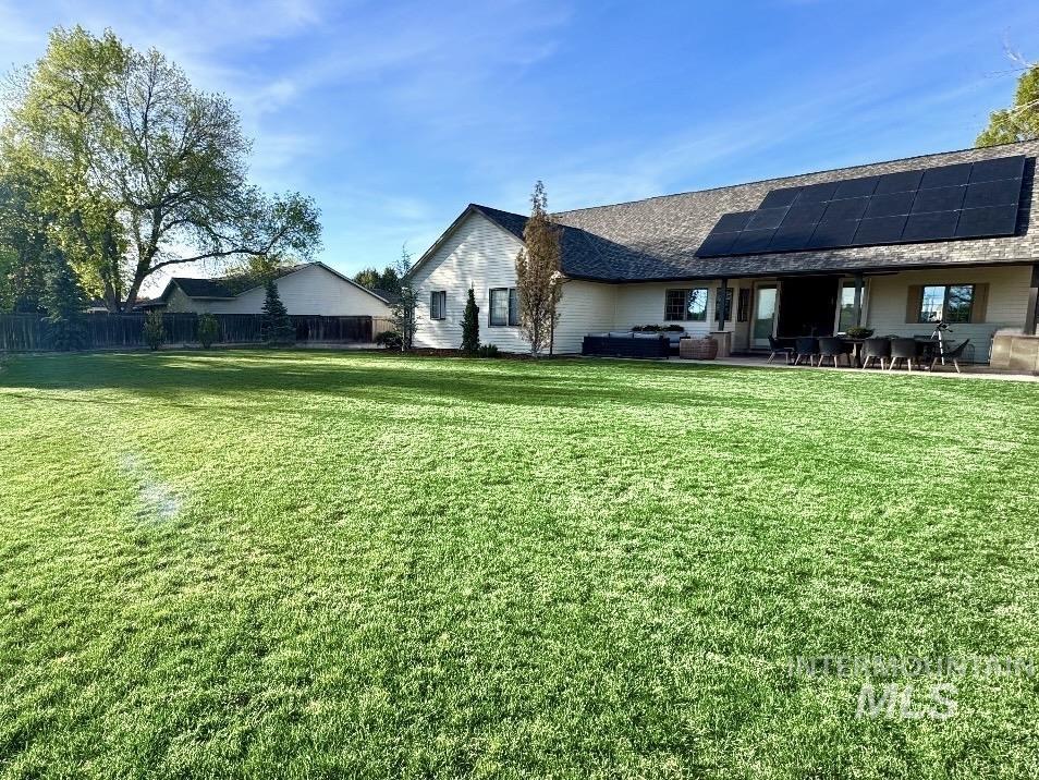 655 E Kingsford, Meridian, Idaho 83642, 4 Bedrooms, 2.5 Bathrooms, Residential For Sale, Price $899,000,MLS 99002668