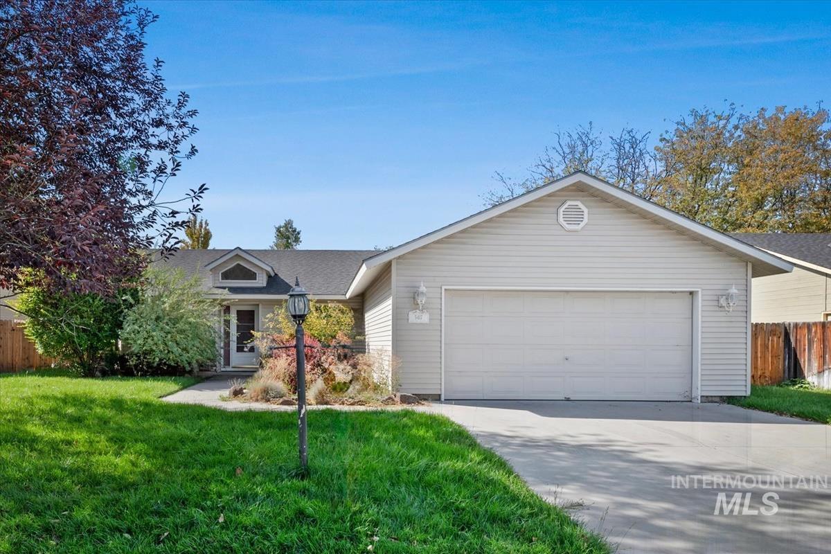 5417 N Hertford Way, Boise, Idaho 83714, 4 Bedrooms, 2 Bathrooms, Residential For Sale, Price $495,000,MLS 99002676