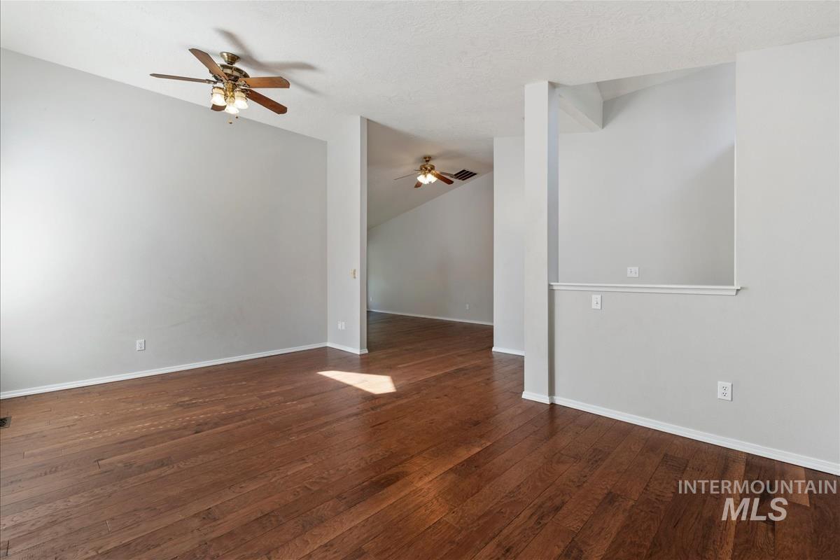 5417 N Hertford Way, Boise, Idaho 83714, 4 Bedrooms, 2 Bathrooms, Residential For Sale, Price $495,000,MLS 99002676