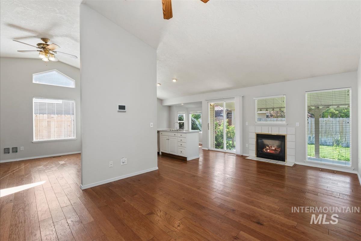 5417 N Hertford Way, Boise, Idaho 83714, 4 Bedrooms, 2 Bathrooms, Residential For Sale, Price $495,000,MLS 99002676