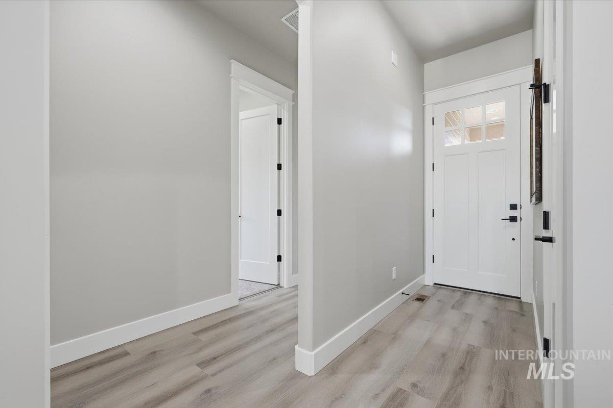 2694 Landmark St, Emmett, Idaho 83617, 3 Bedrooms, 2 Bathrooms, Residential For Sale, Price $689,900,MLS 99002679